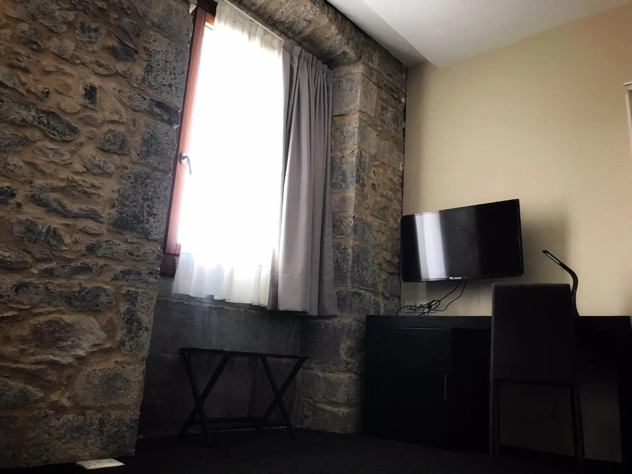 Photo of the whole room in Hotel Balneario Orduña Plaza