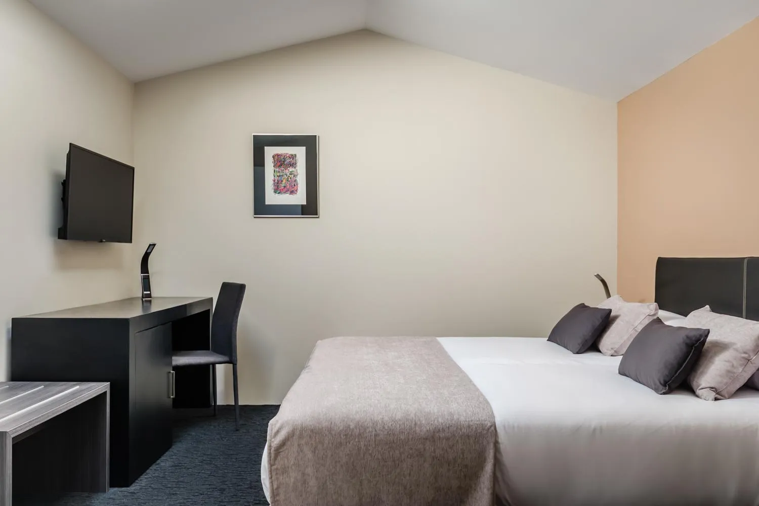 Bed in Hotel Balneario Orduña Plaza