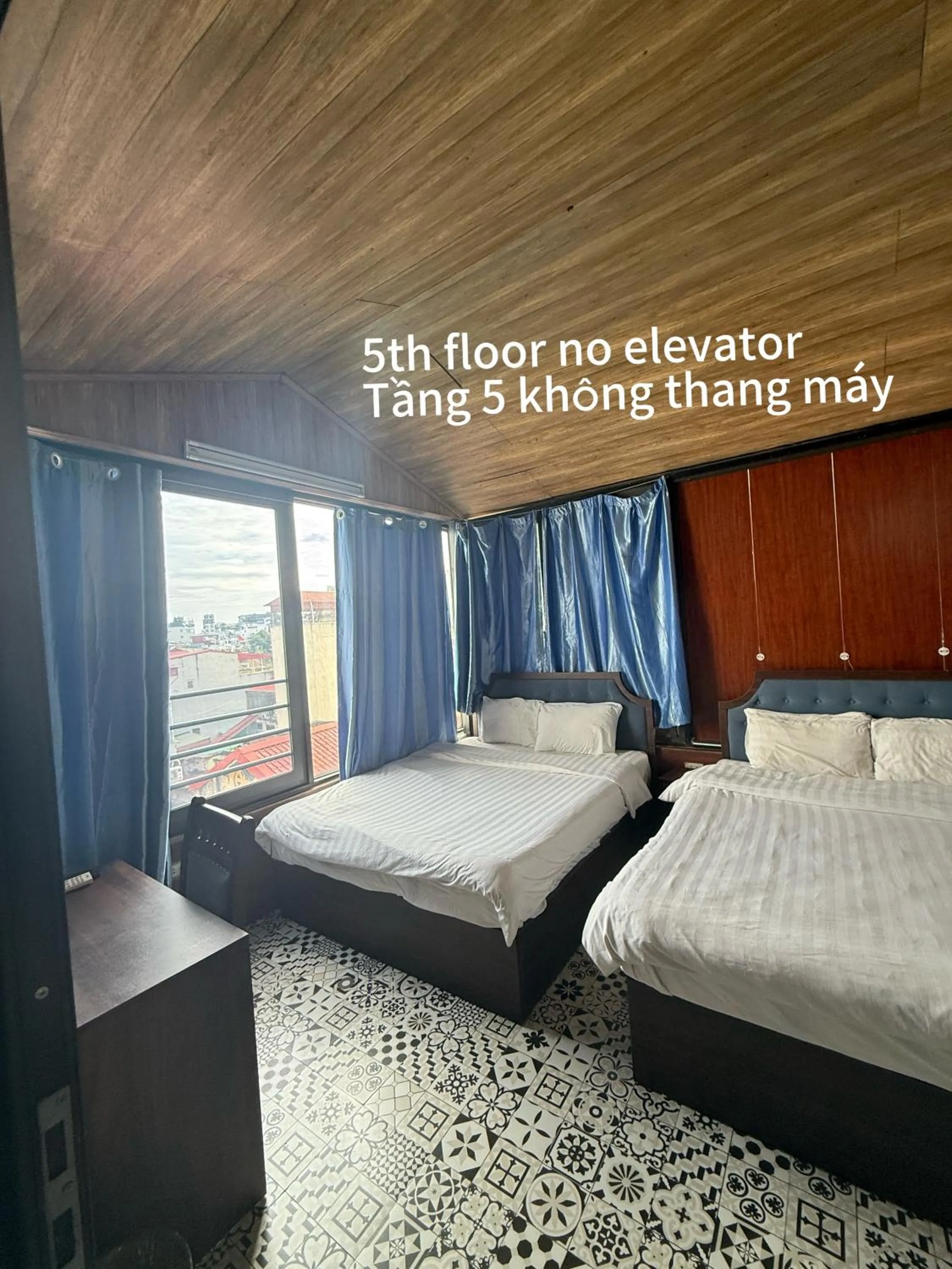 Bed in Hanoi Hidden Guest House