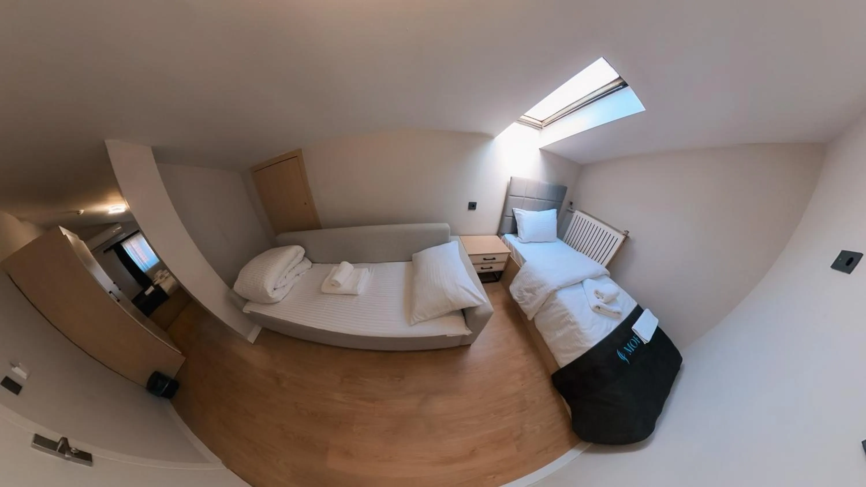 Photo of the whole room, Bed in MOF Comfort Edirne