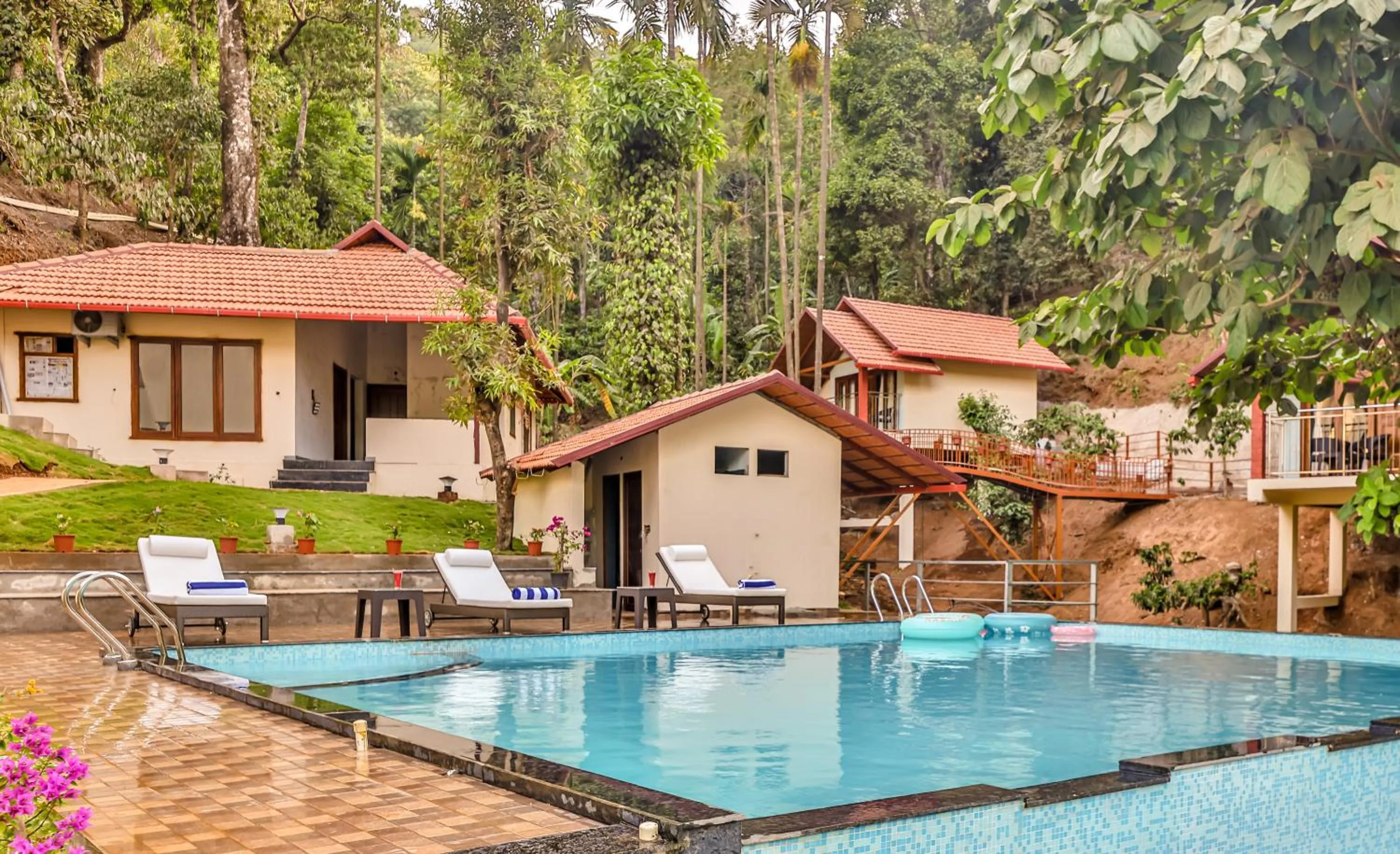 Swimming pool in Hill Crest Resort - Coorg