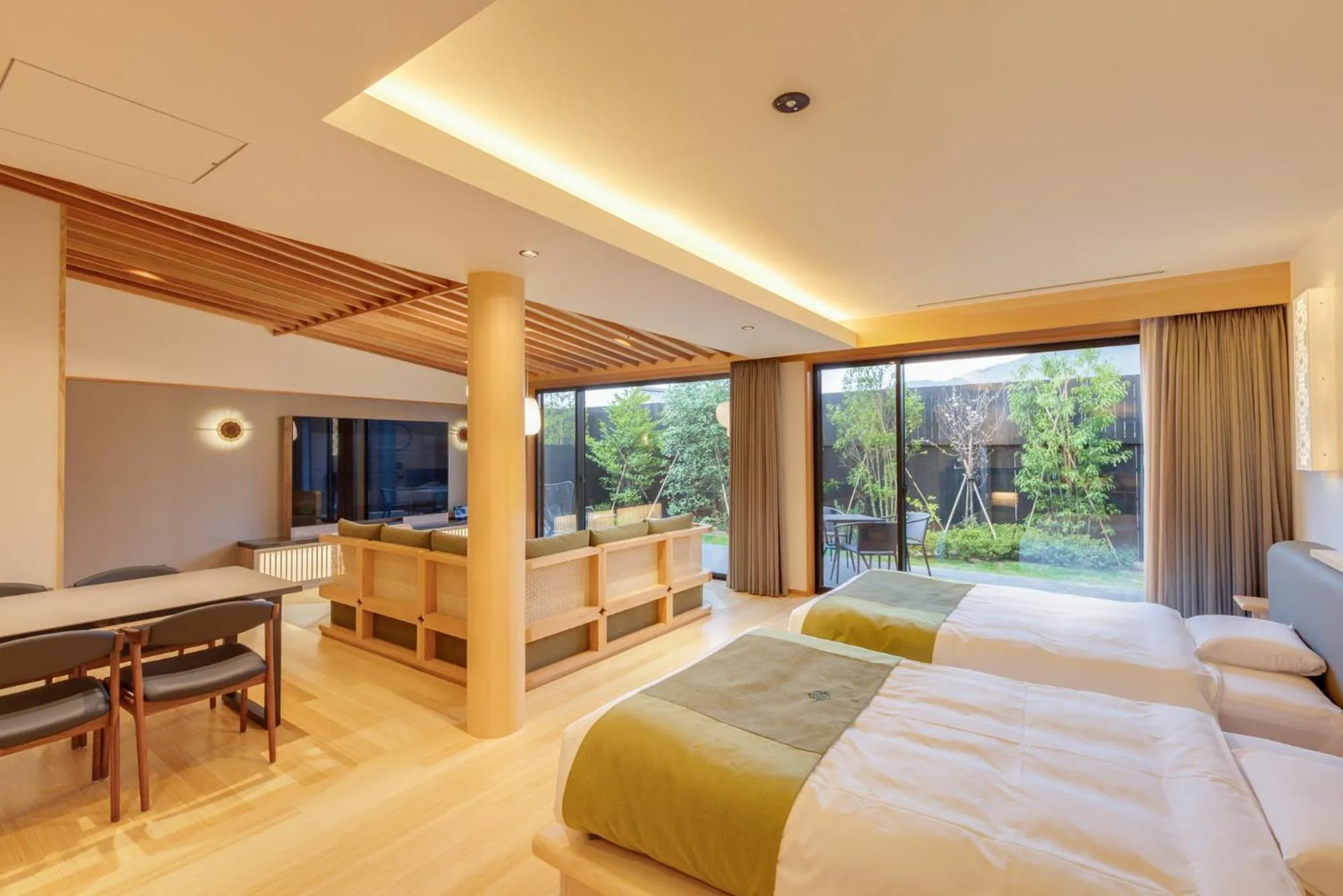 Photo of the whole room, Bed in UreshinoOnsen URESHINO YADOYA