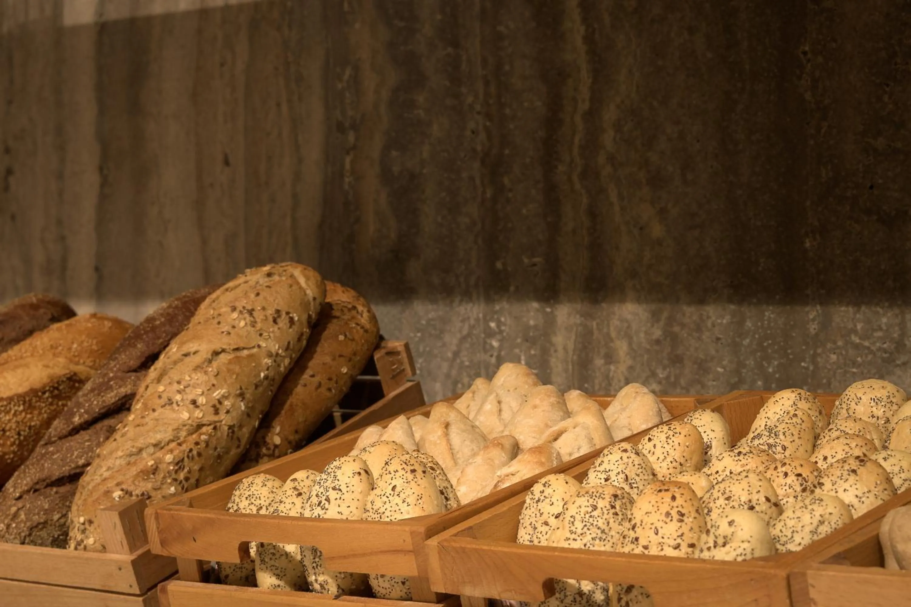 Food in Theartemis Palace