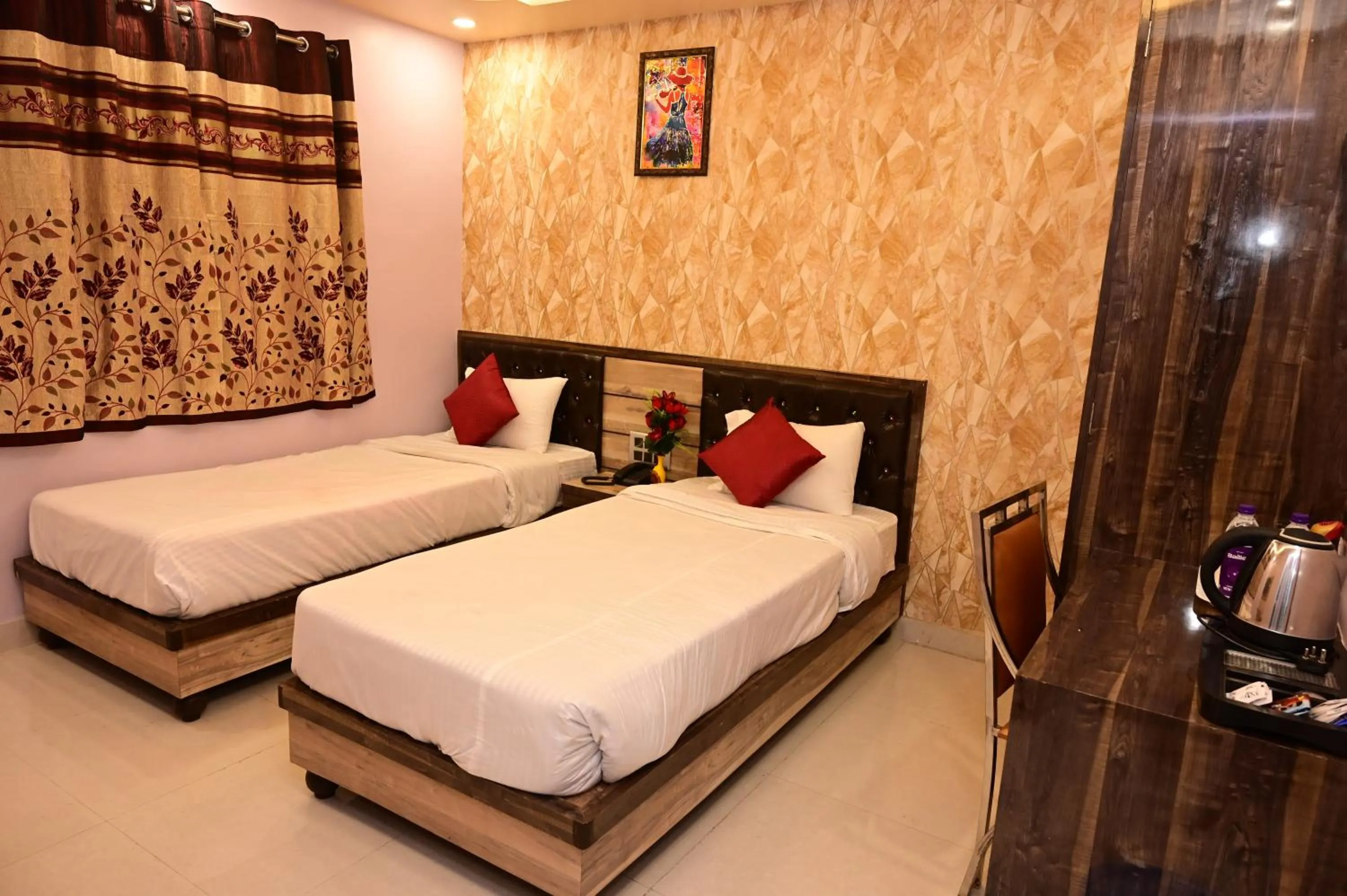 Bed in HOTEL GM INTERNATIONAL