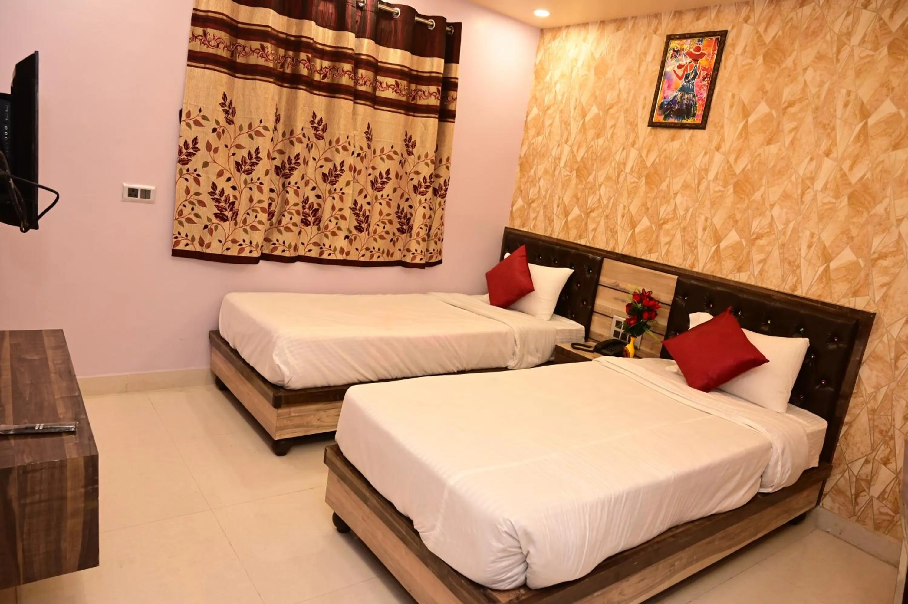 Bed in HOTEL GM INTERNATIONAL