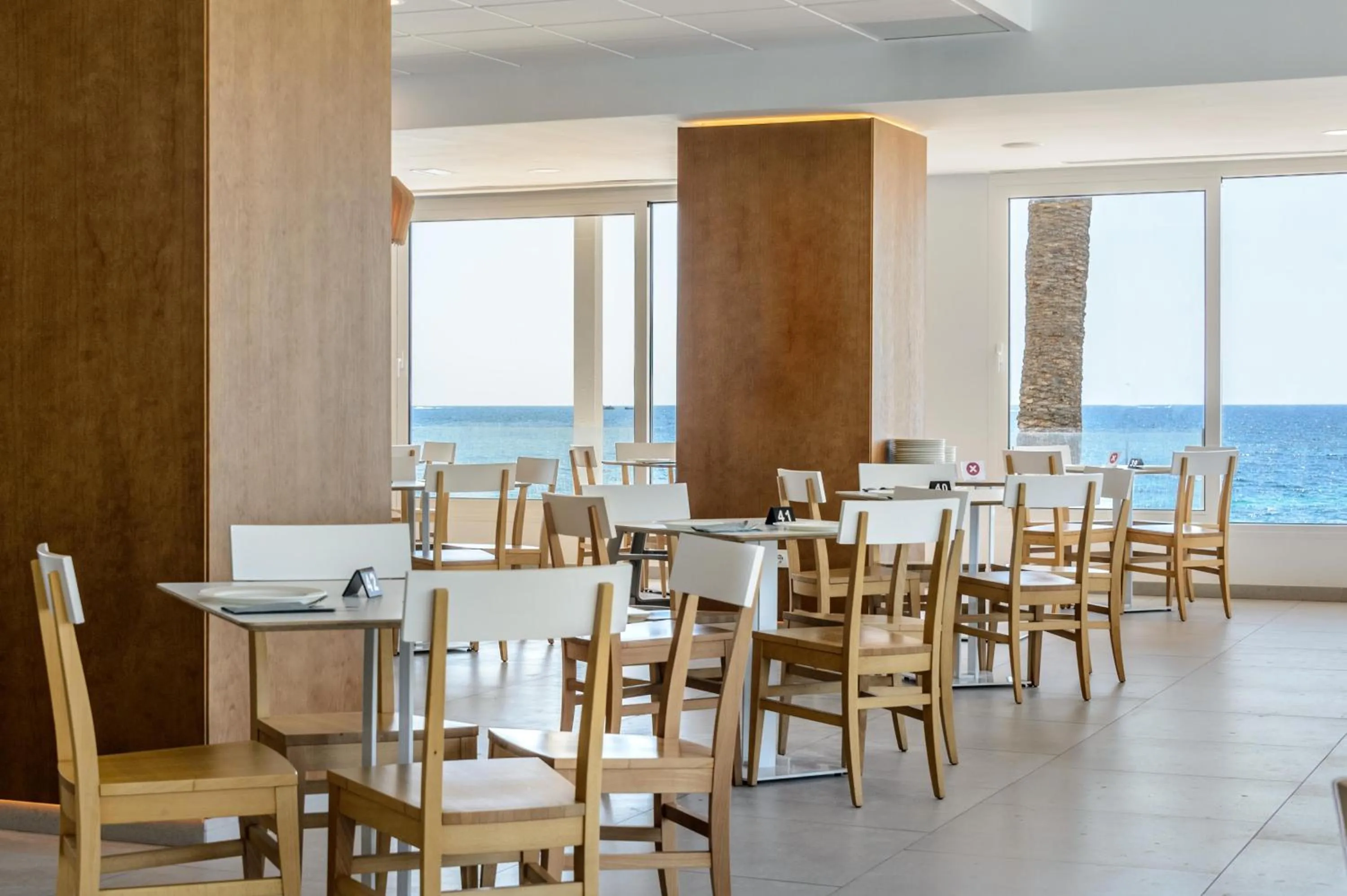 Restaurant/places to eat in Hotel Vibra Algarb