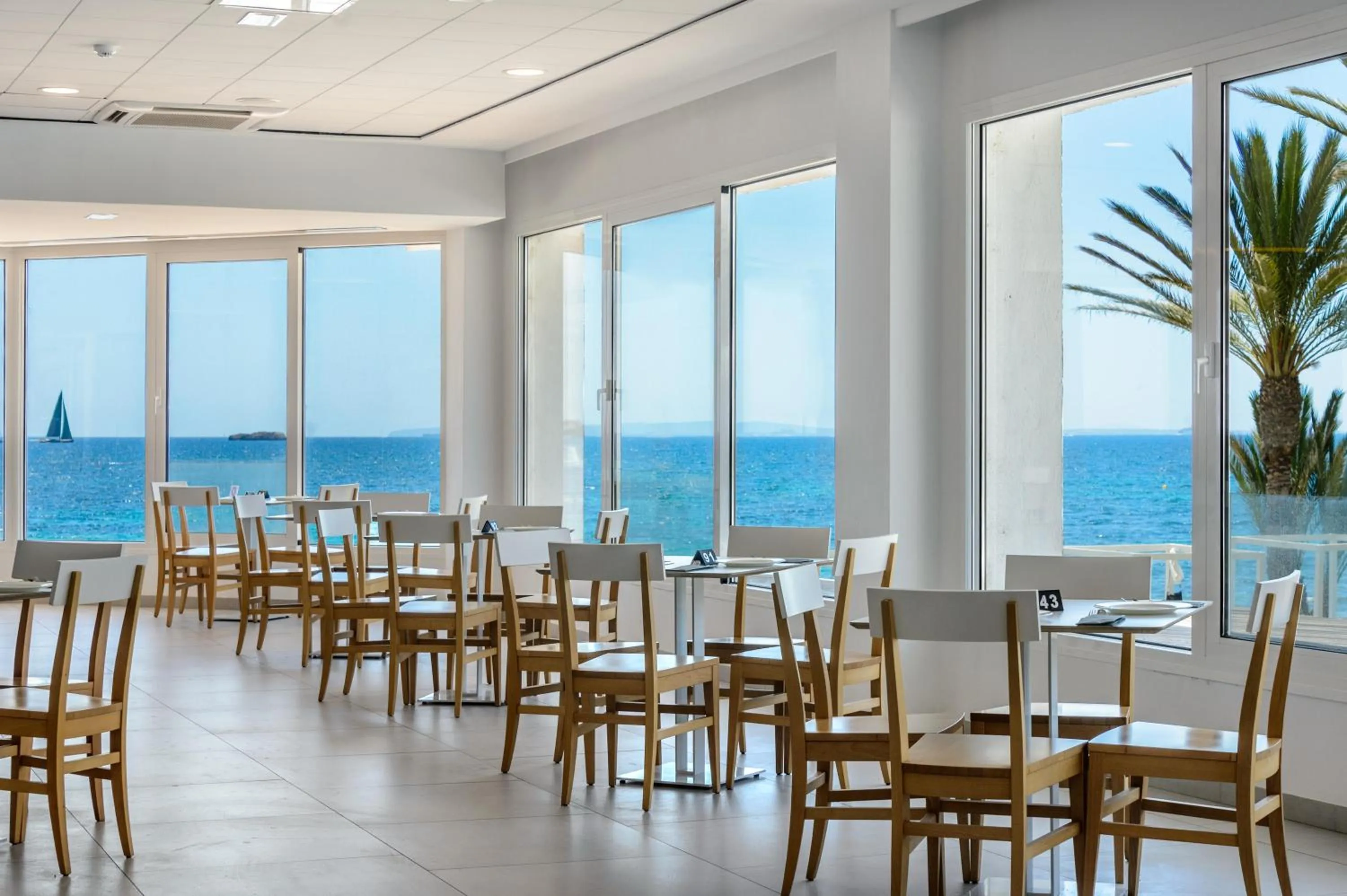 Restaurant/places to eat in Hotel Vibra Algarb