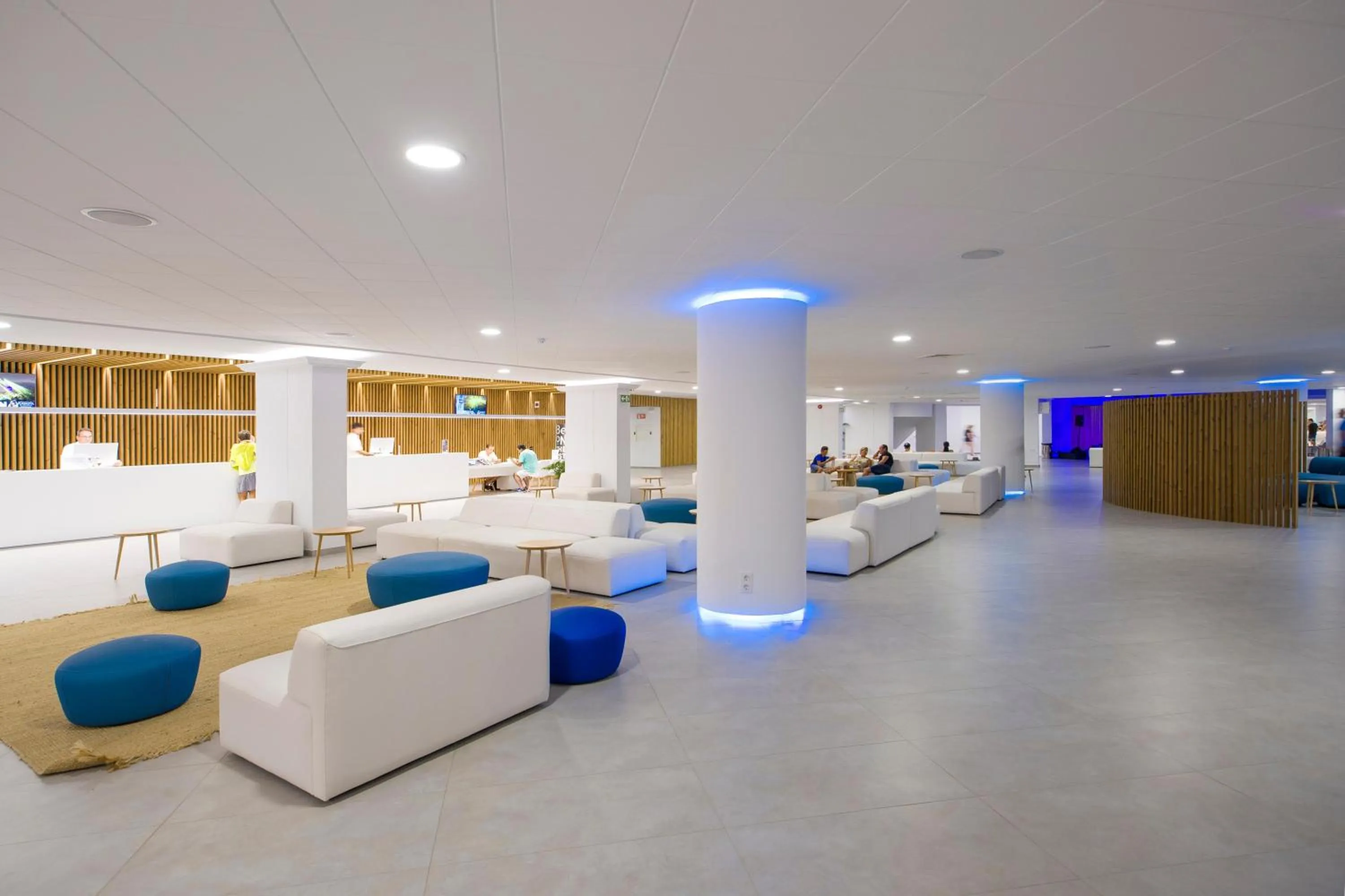 Lobby or reception in Hotel Vibra Algarb