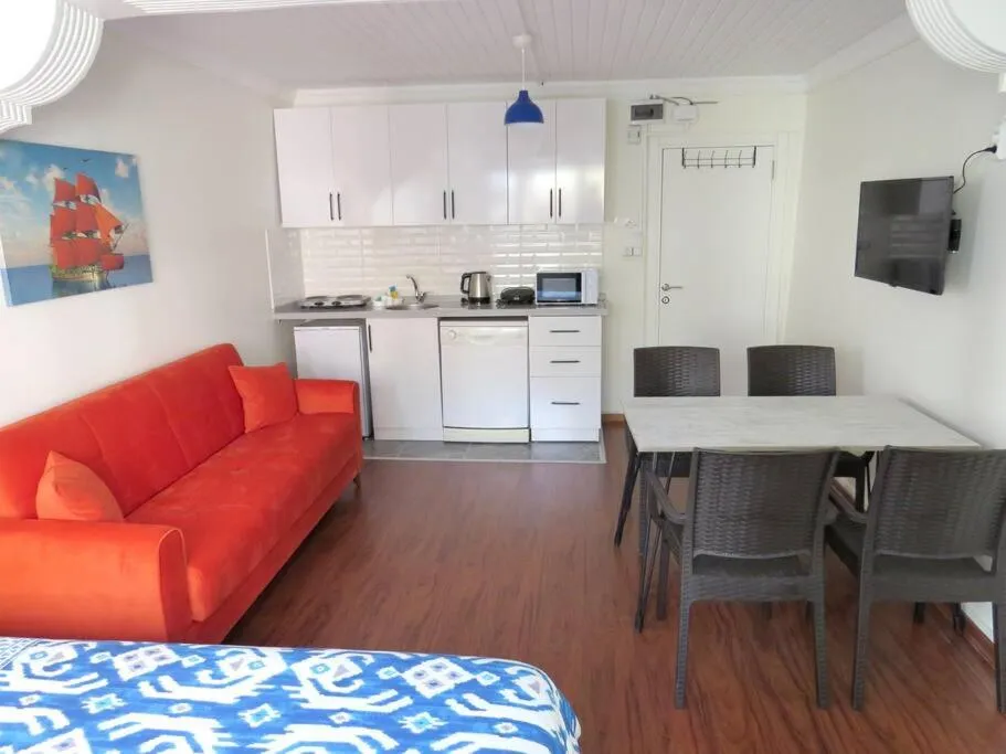 Kitchen or kitchenette in Istanberry - Royal Apartments