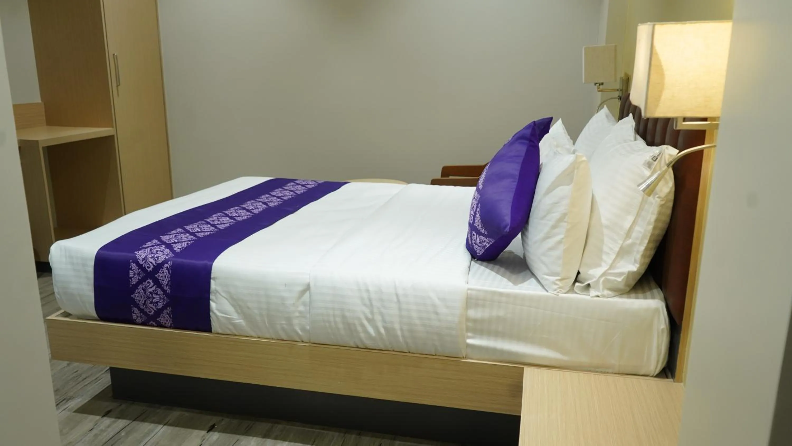 Bed in Purple Beds by VITS Dwarkesh, Surat