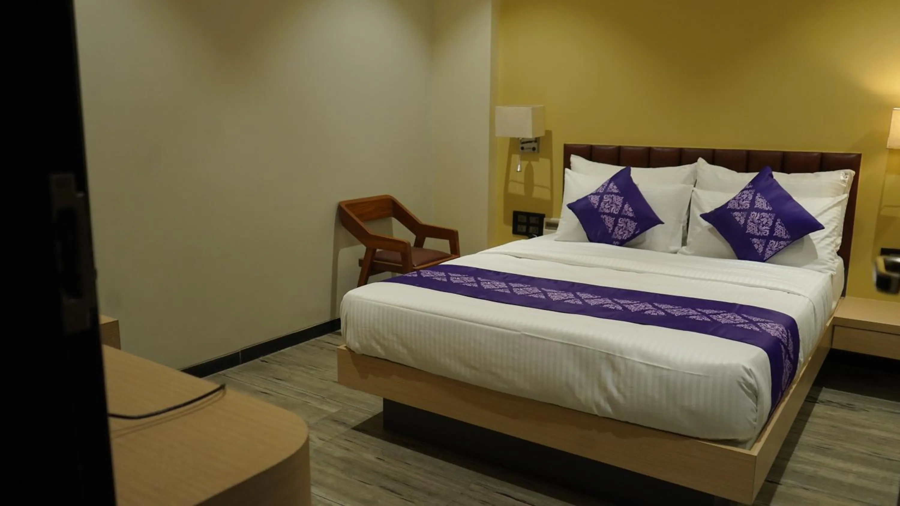 Bed in Purple Beds by VITS Dwarkesh, Surat