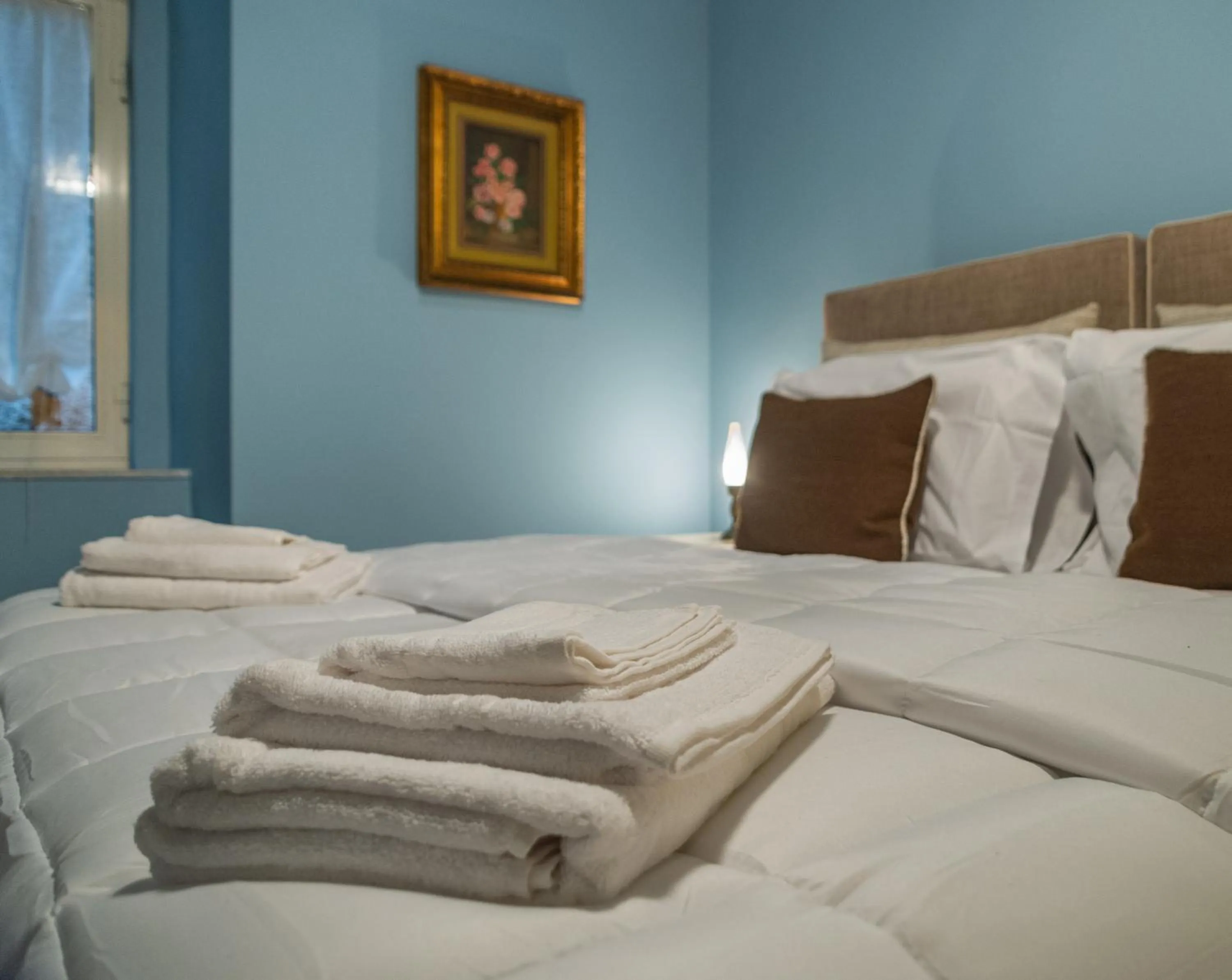 Bed in MONART HOSPITALITY Capodimonte