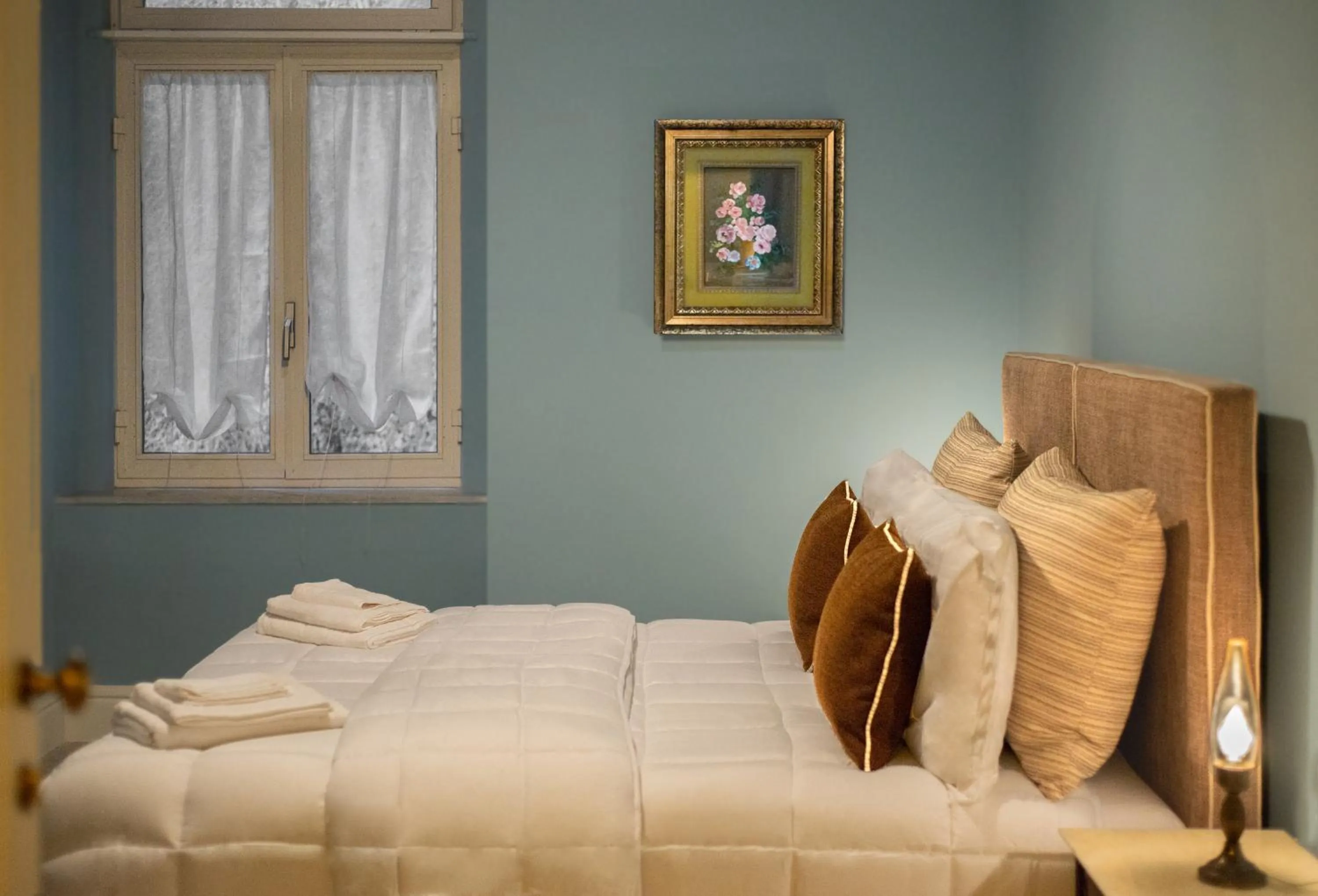 Bed in MONART HOSPITALITY Capodimonte