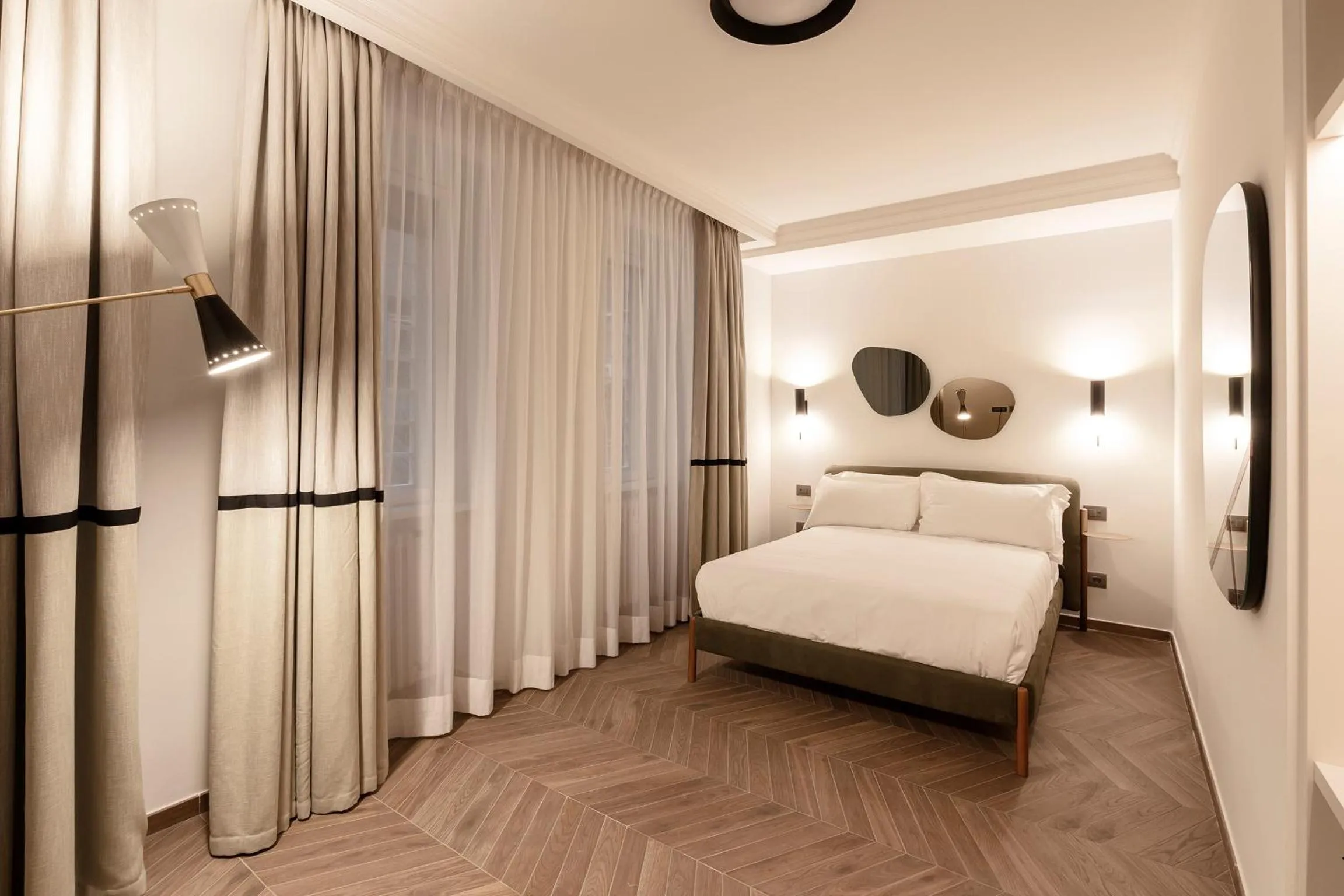 Photo of the whole room, Bed in Be Mate Colosseo