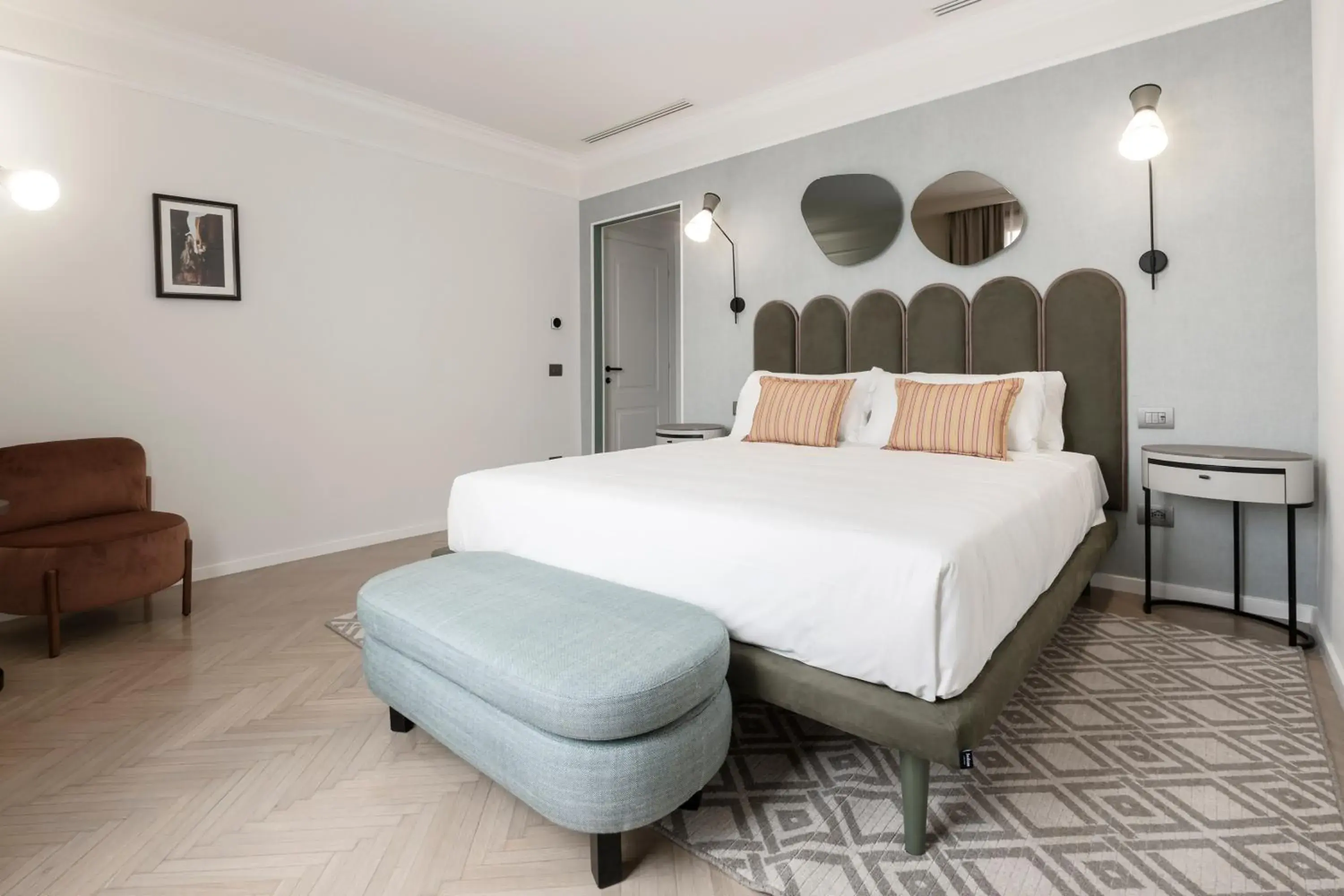 Three-Bedroom Apartment in Be Mate Colosseo Three-Bedroom Apartment in Be Mate Colosseo