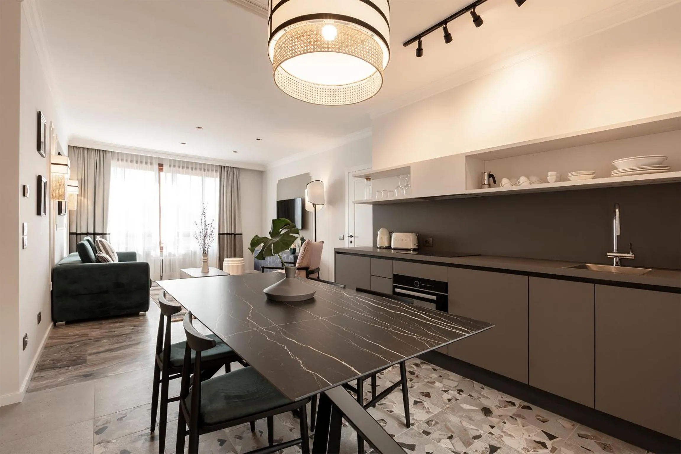 Dining area in Be Mate Colosseo