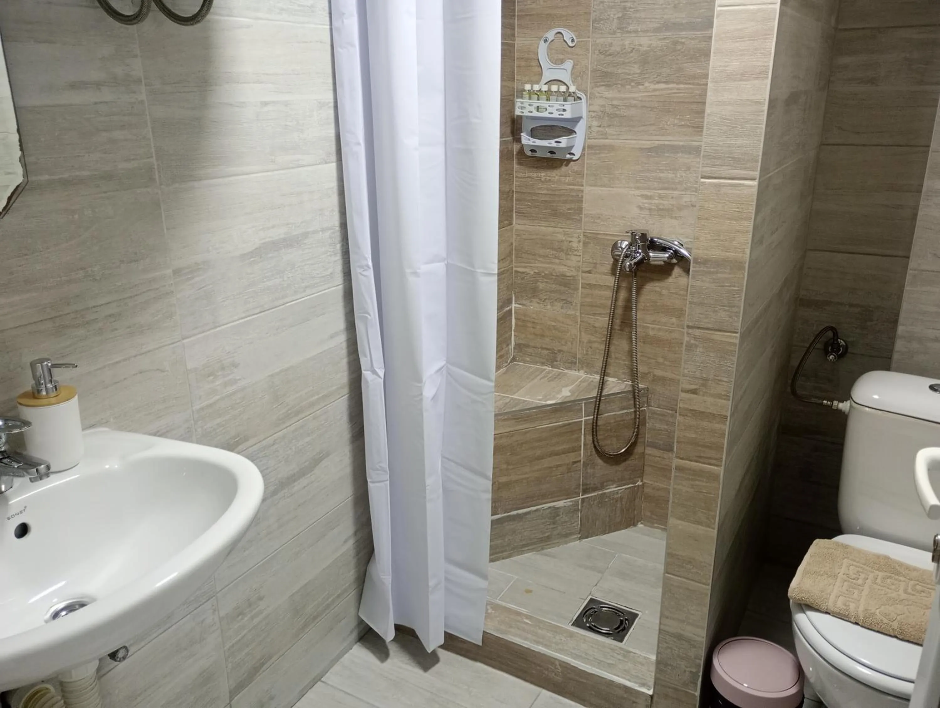 Shower in Serenita Stone House