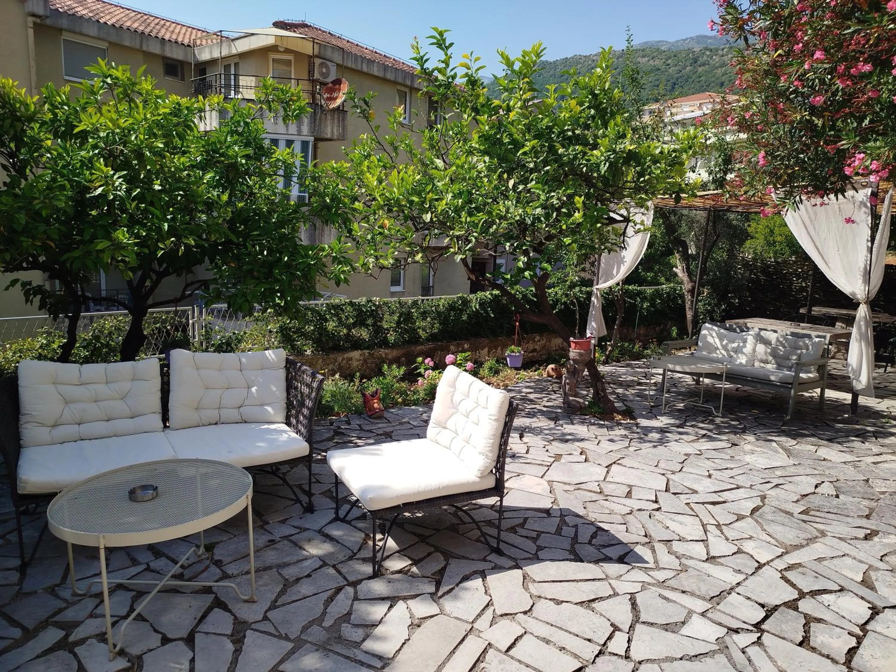 Garden in Serenita Stone House