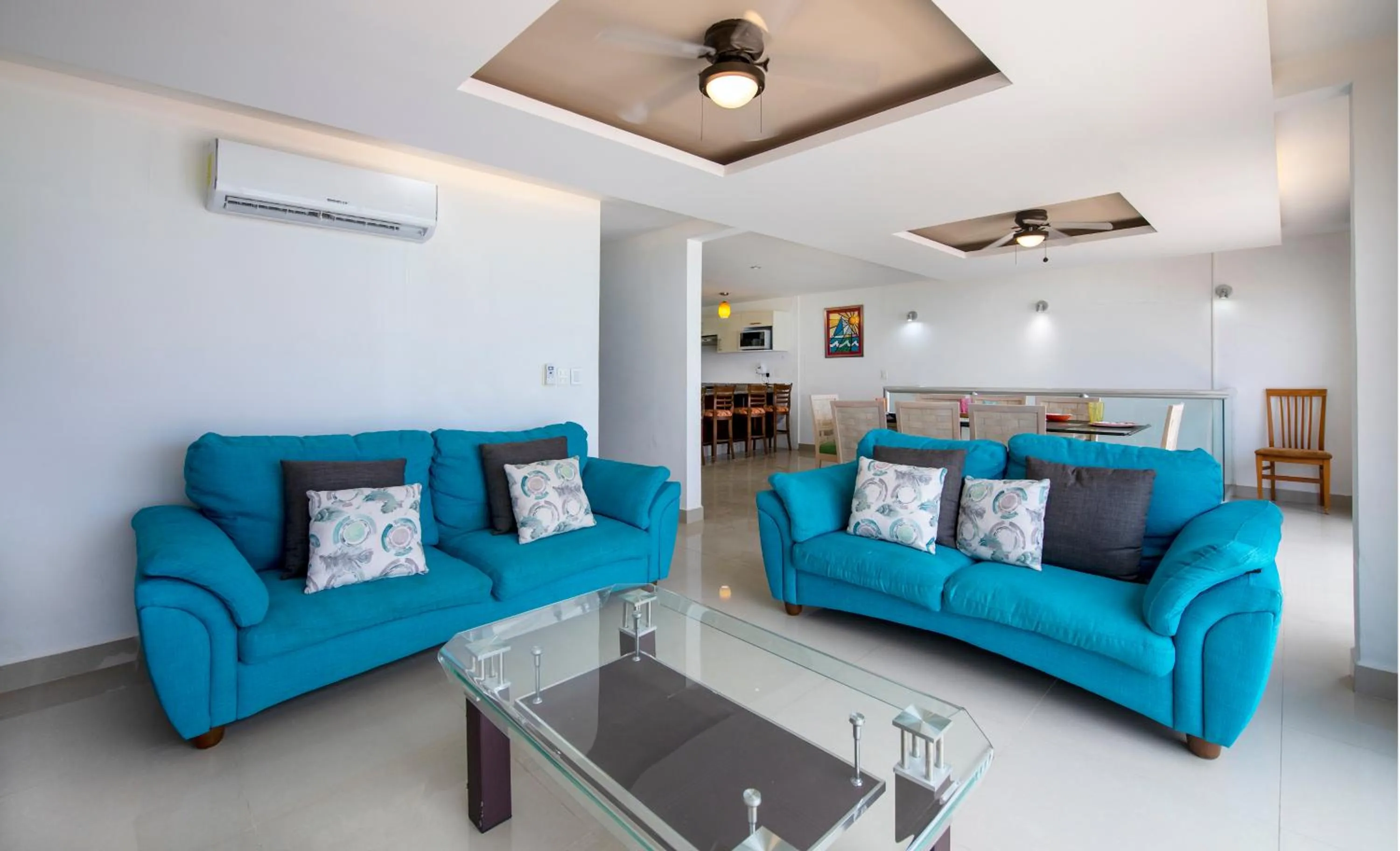 Living room in Family Vacations apartment Ocean View