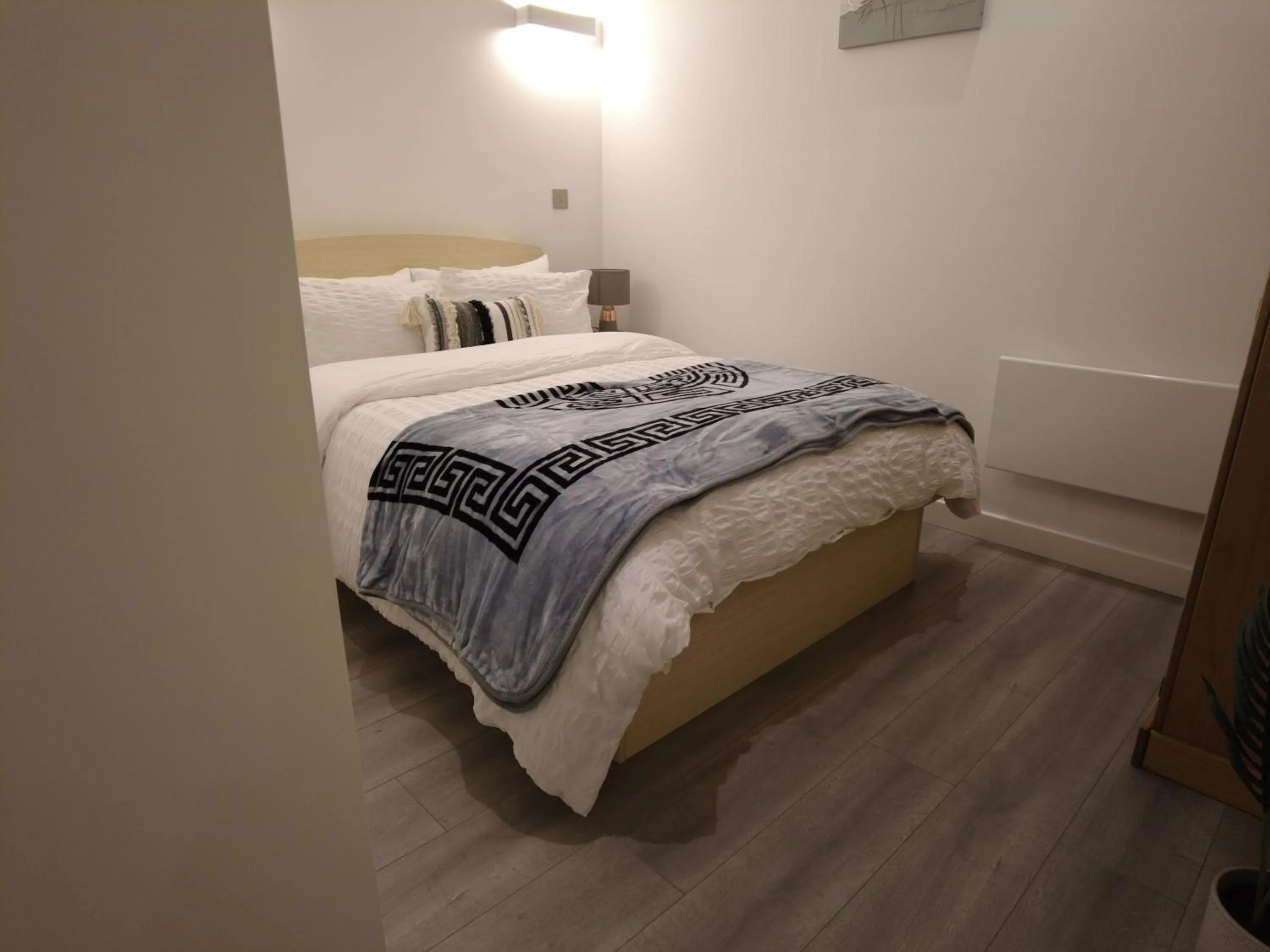 Bedroom, Bed in Stylish 2 bedrooms, 2 bathrooms with workspace in Milton Keynes