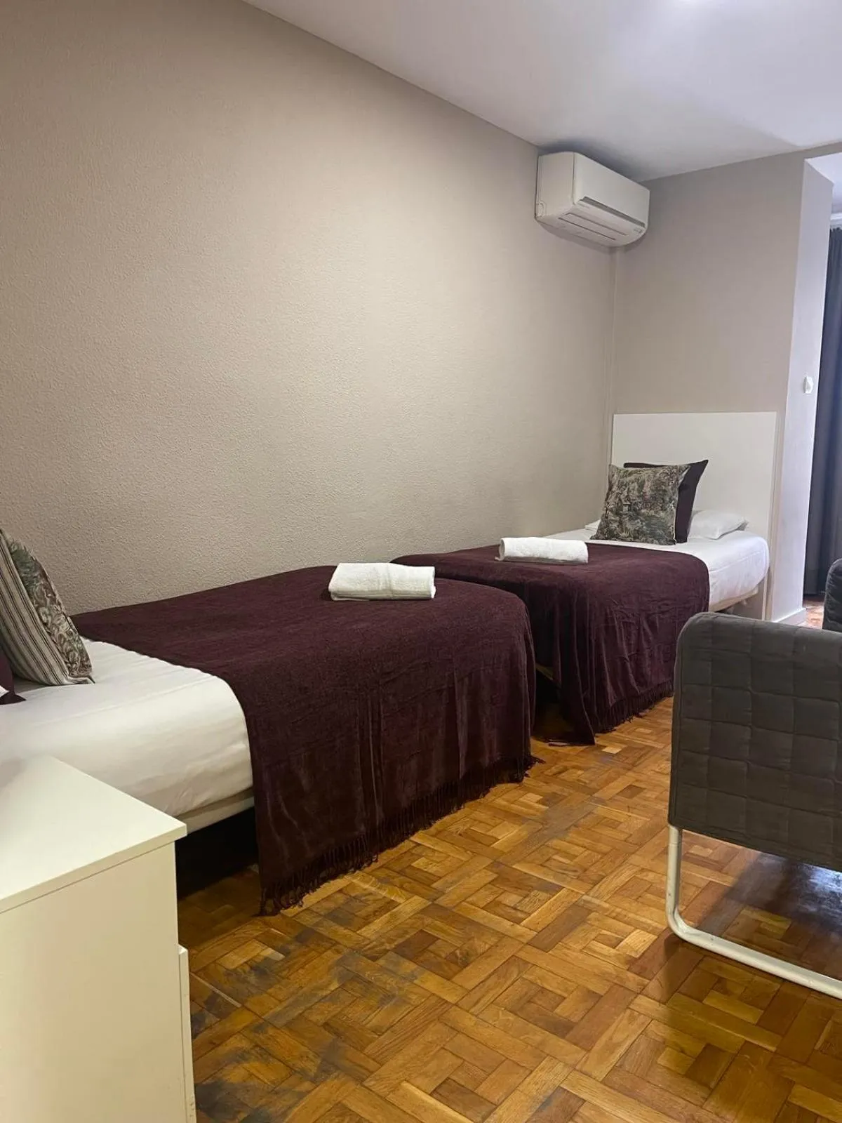 Photo of the whole room, Bed in Somnio Hostels