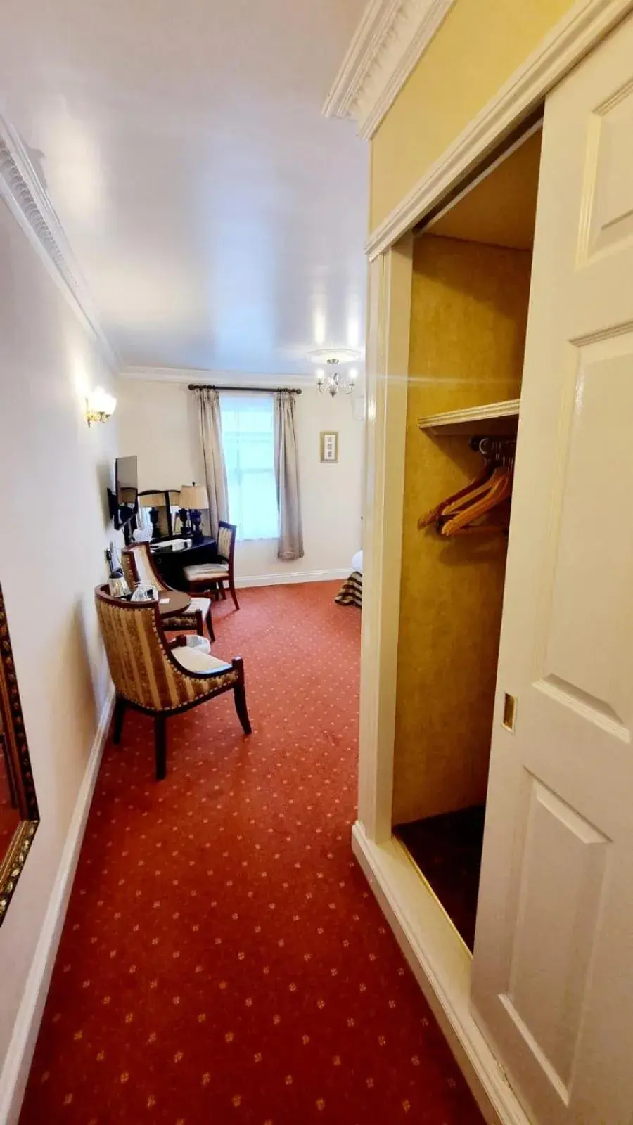 Deluxe Double Room with Bath in Botleigh Grange Hotel Deluxe Double Room with Bath in Botleigh Grange Hotel