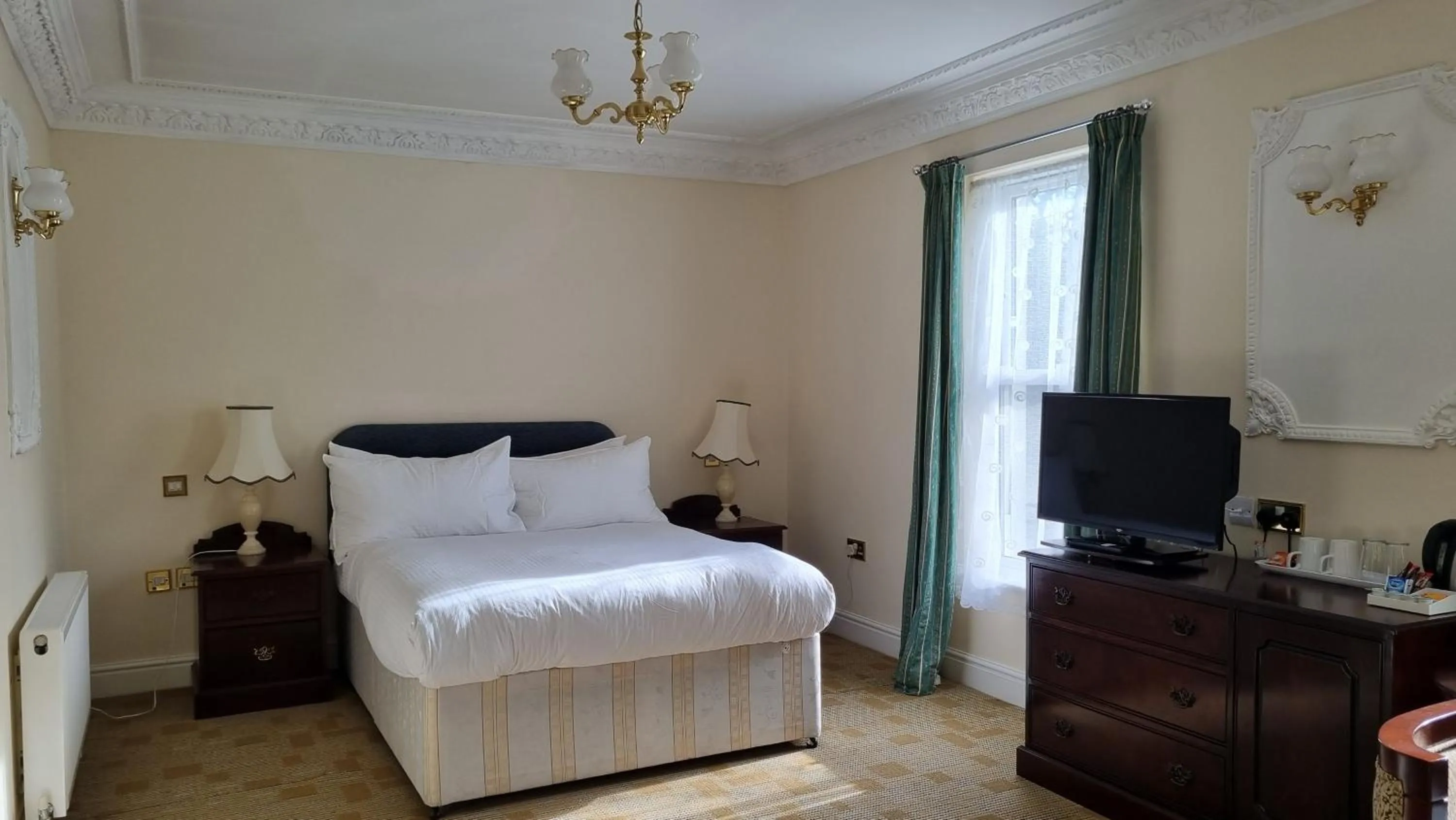 Bed in Botleigh Grange Hotel & Spa