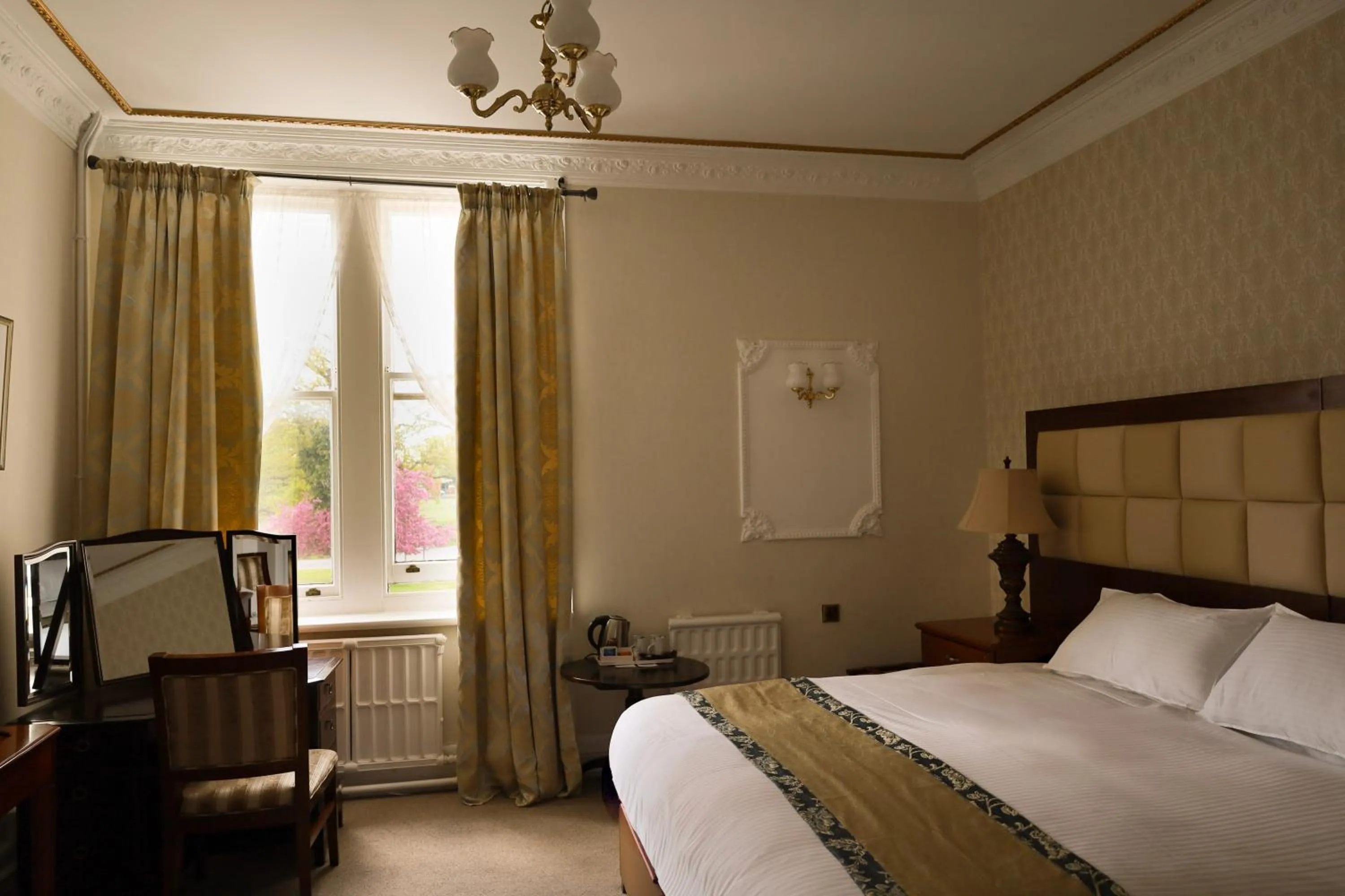 Bed in Botleigh Grange Hotel & Spa