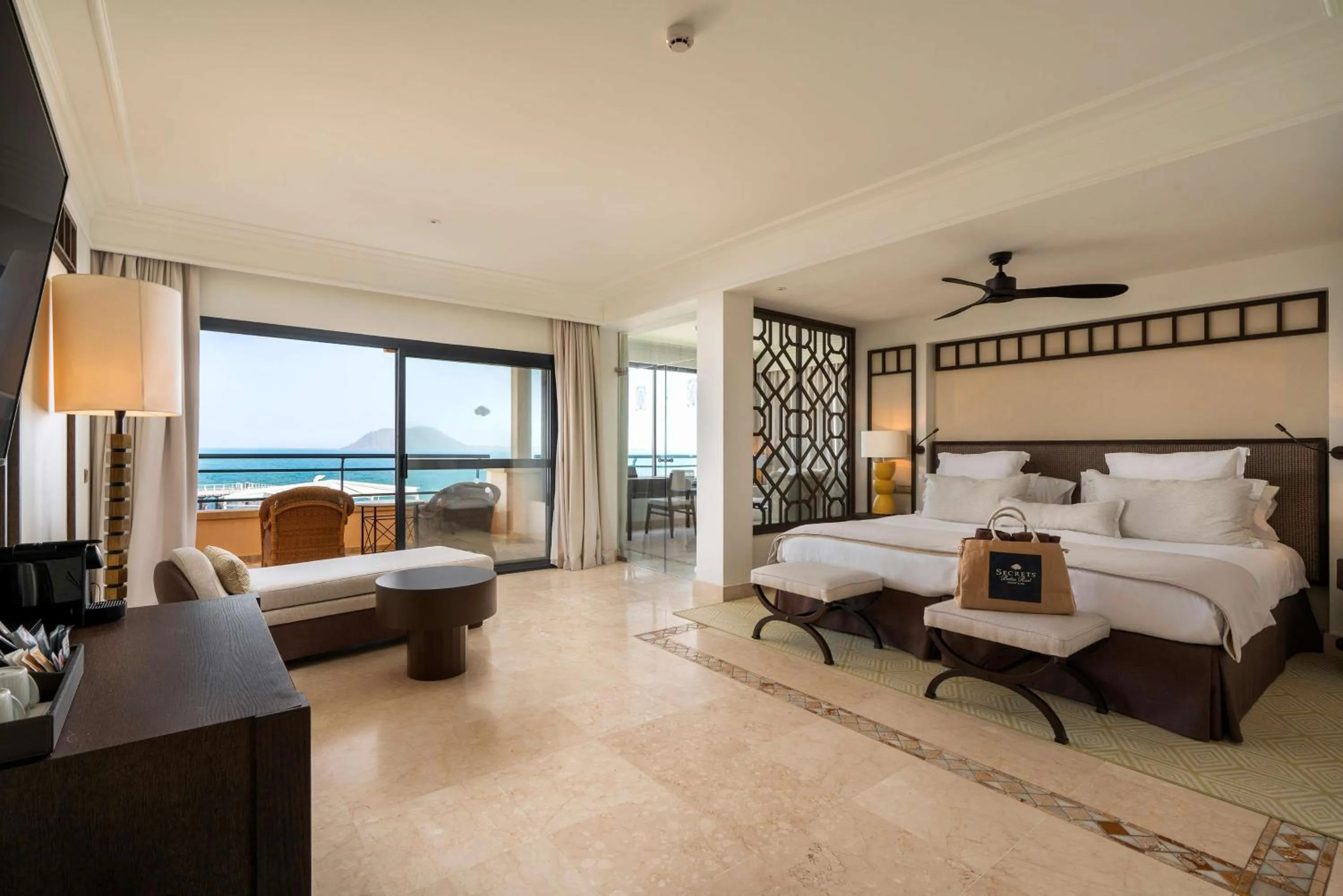 Bedroom, Bed in Secrets Bahía Real Resort & Spa Adults only