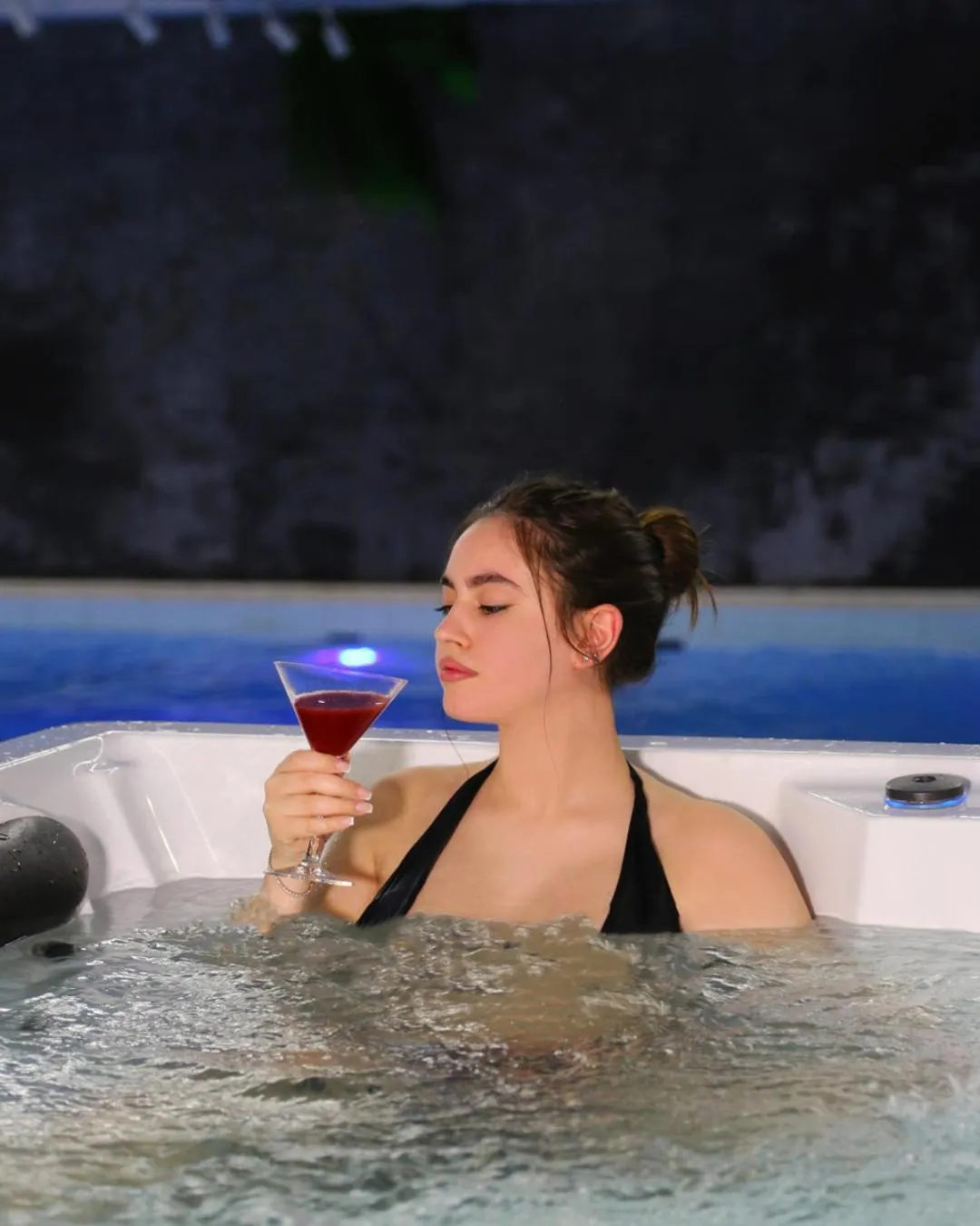 People in Doanesia Premium Hotel & Spa