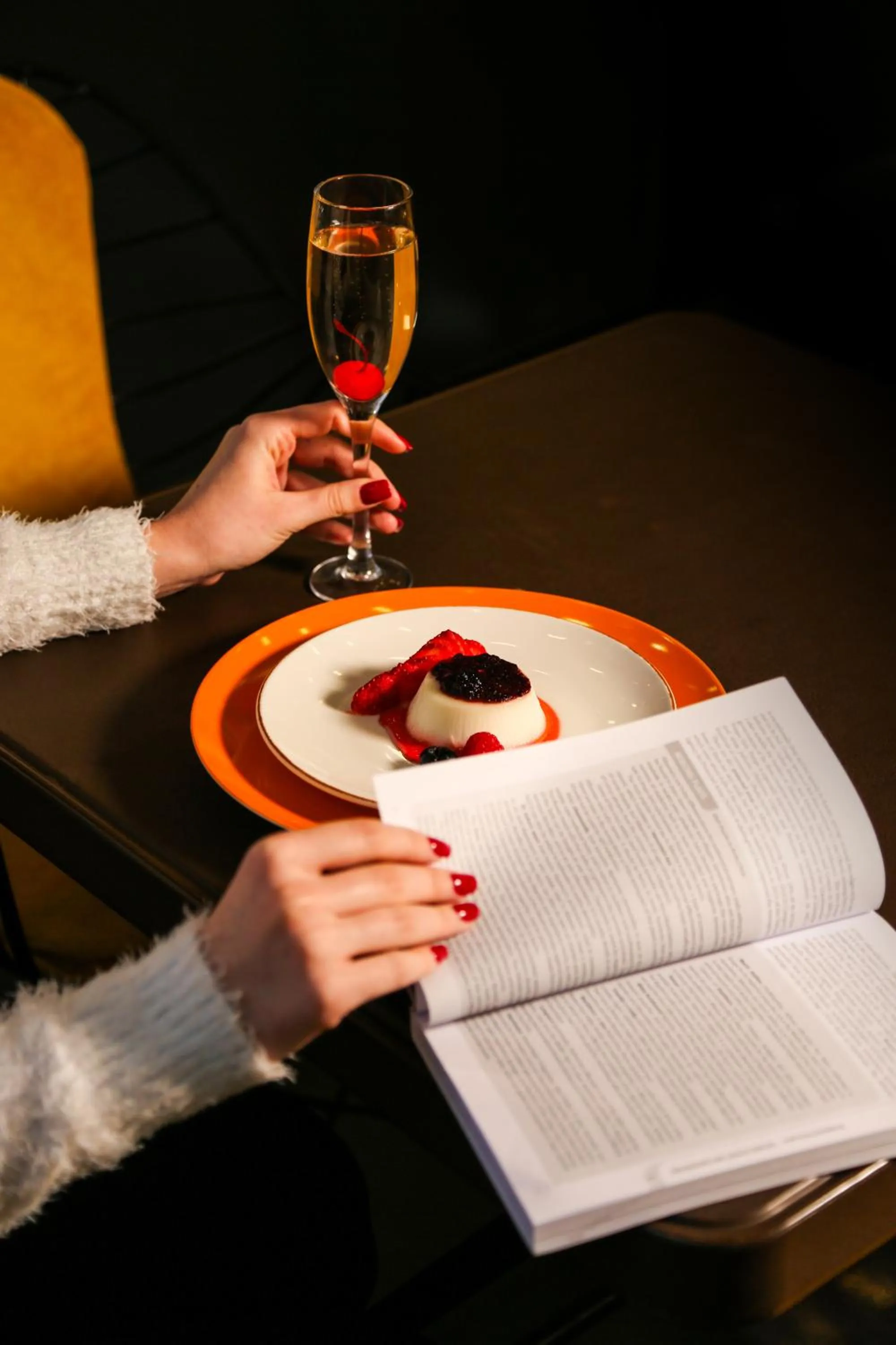 People in Doanesia Premium Hotel & Spa