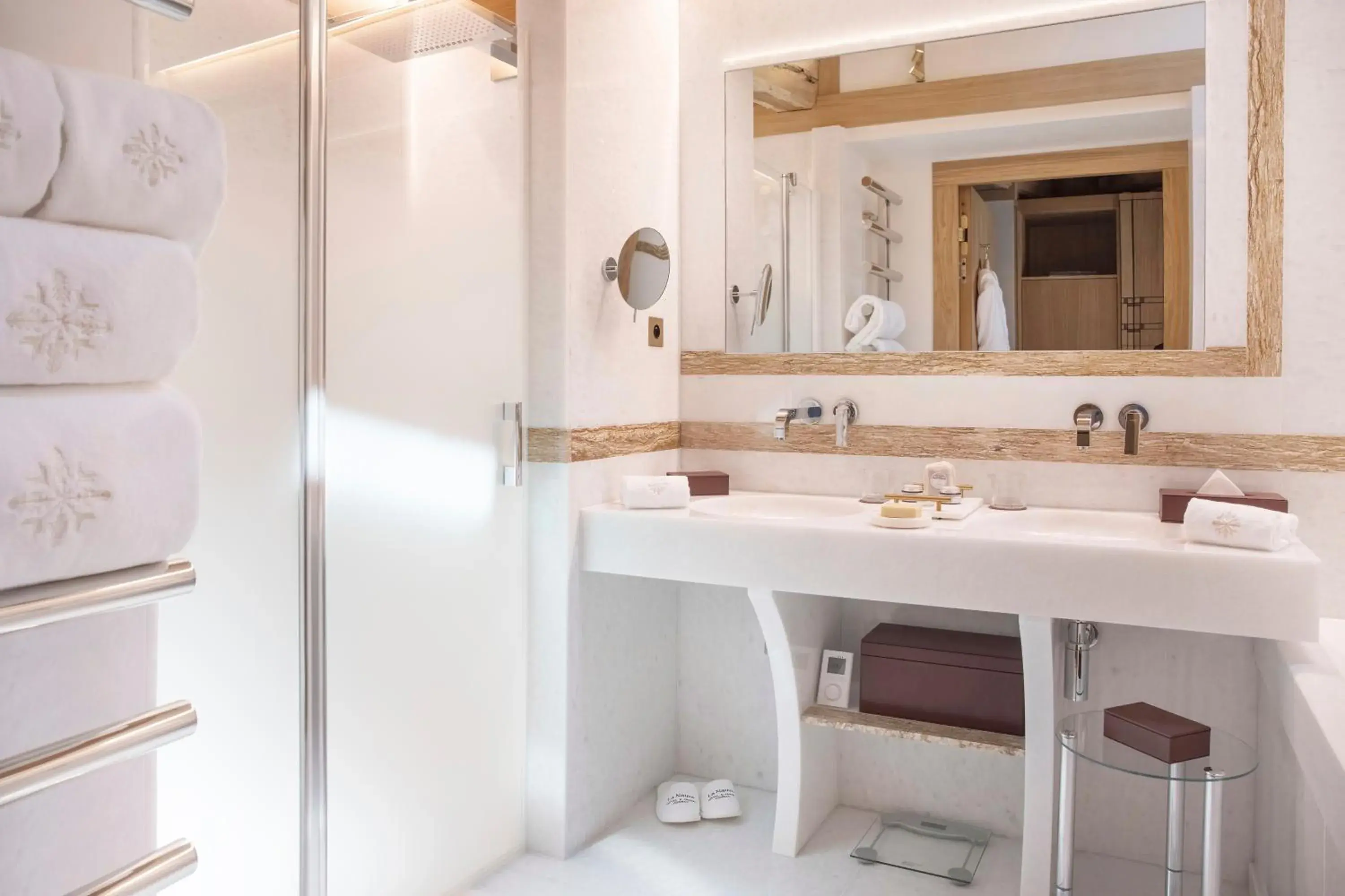 Double Room in La Nauve, Hôtel & Jardin - Relais & Châteaux Double Room in La Nauve, Hôtel & Jardin - Relais & Châteaux