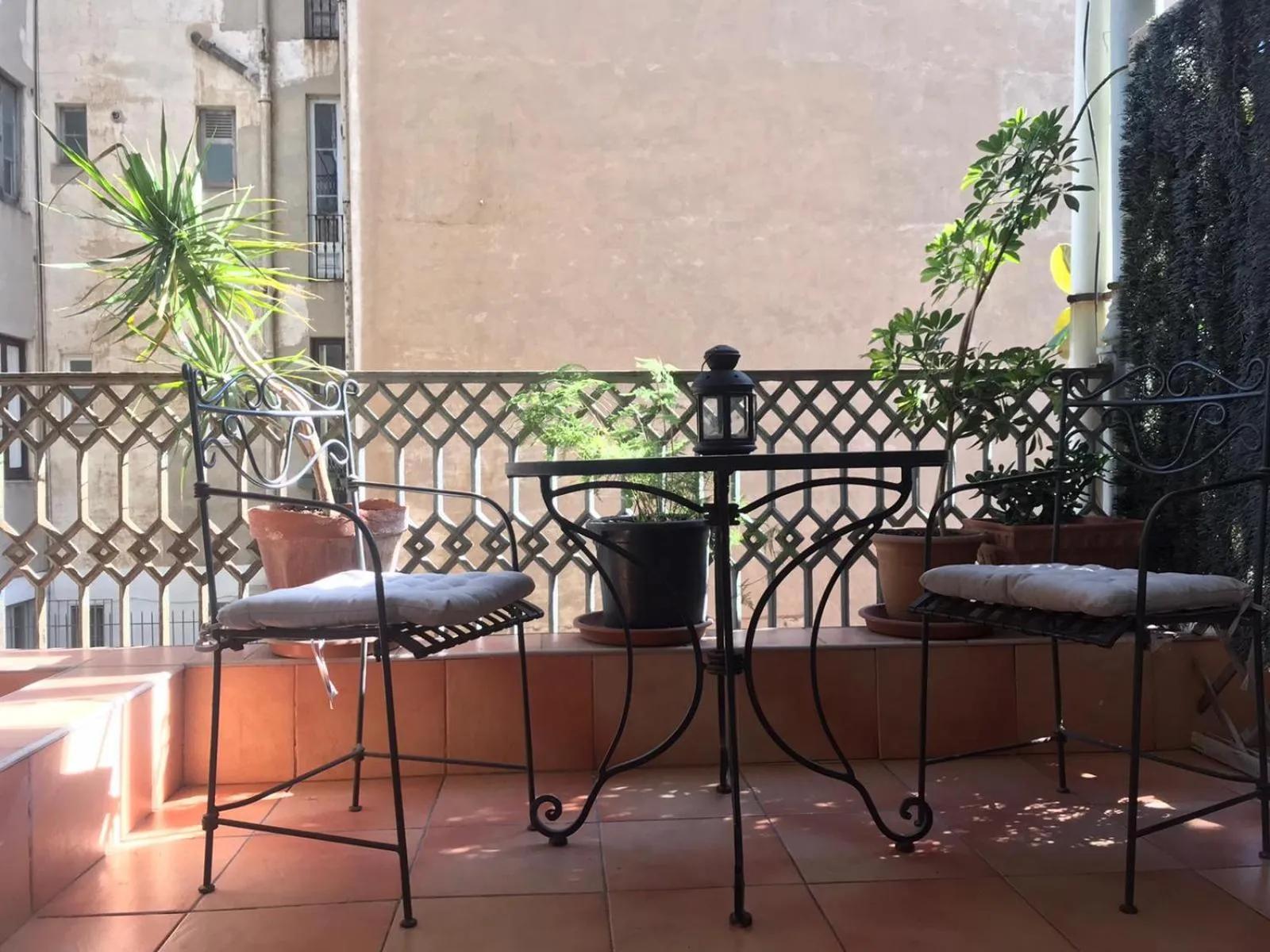 Off site in Casa Consell Gran Via, Guest House