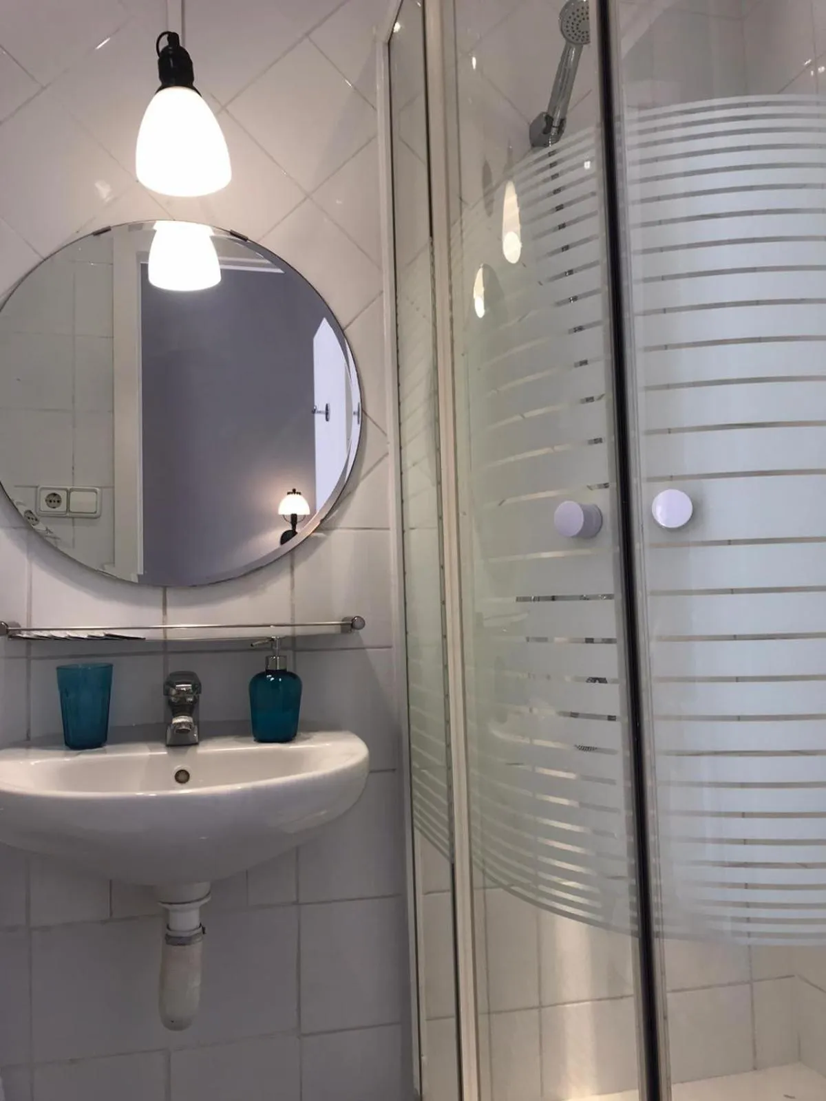 Bathroom in Casa Consell Gran Via, Guest House