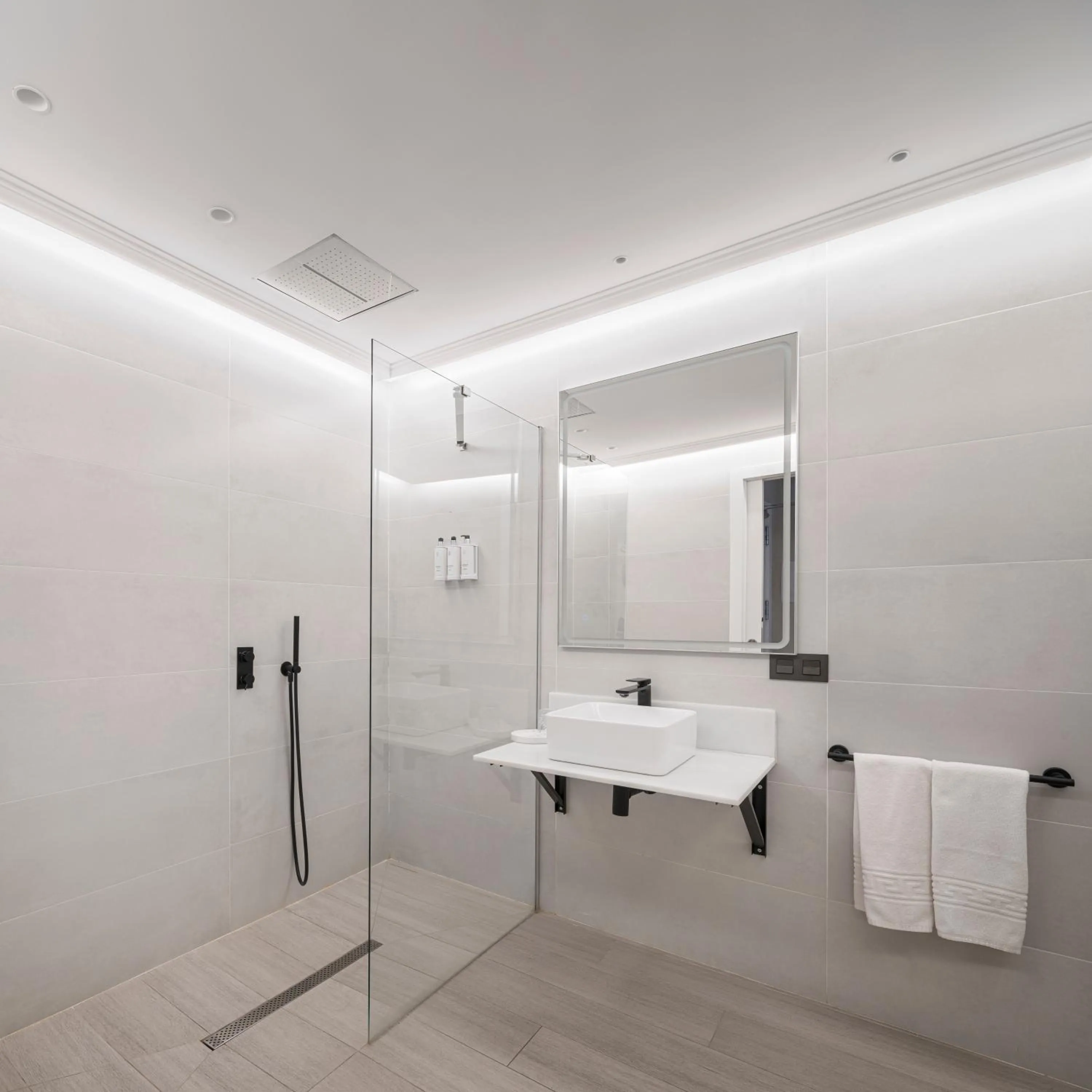 Shower in Casa ART Sevilla