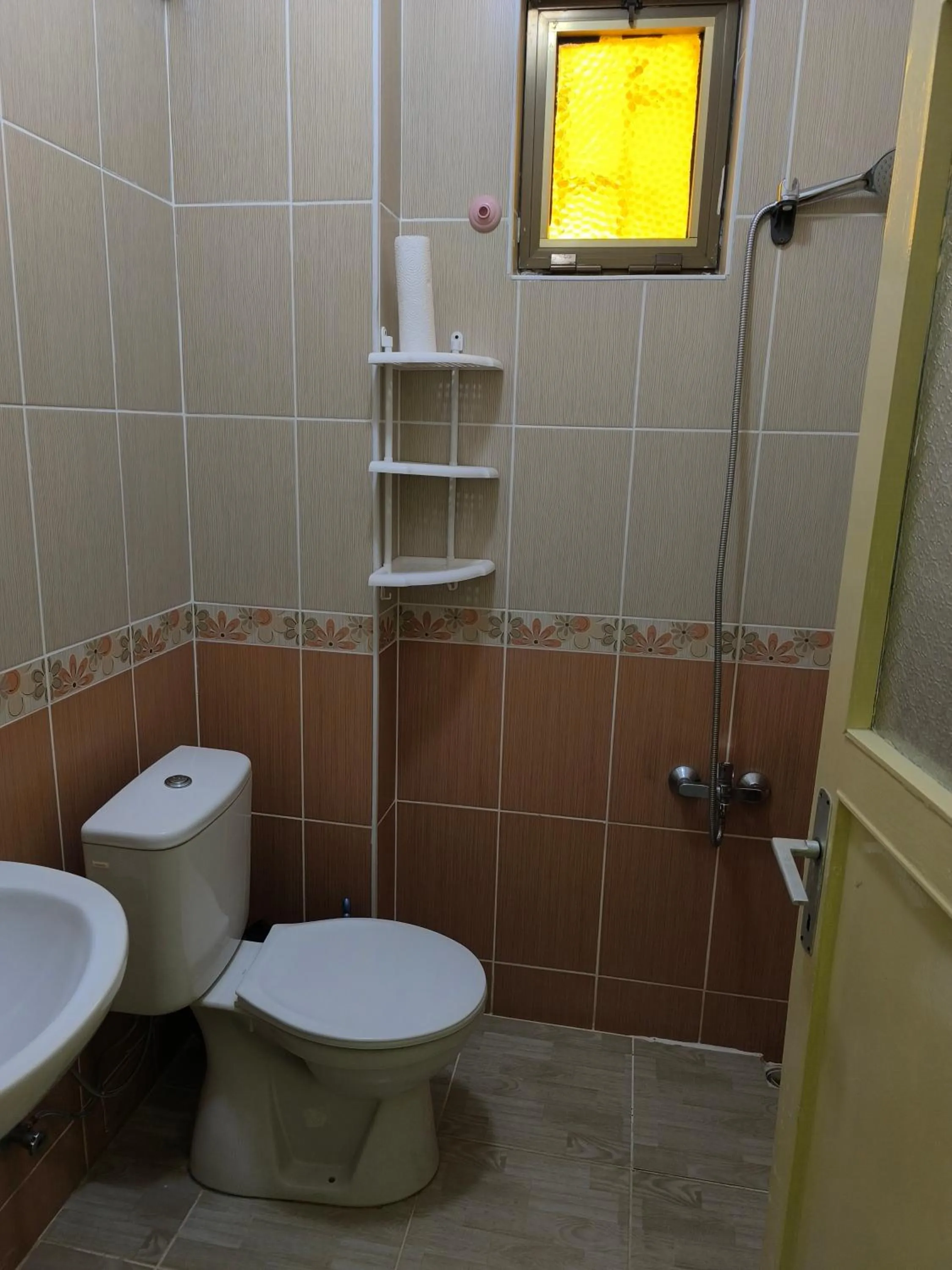 Shower in Avşar Apart Motel