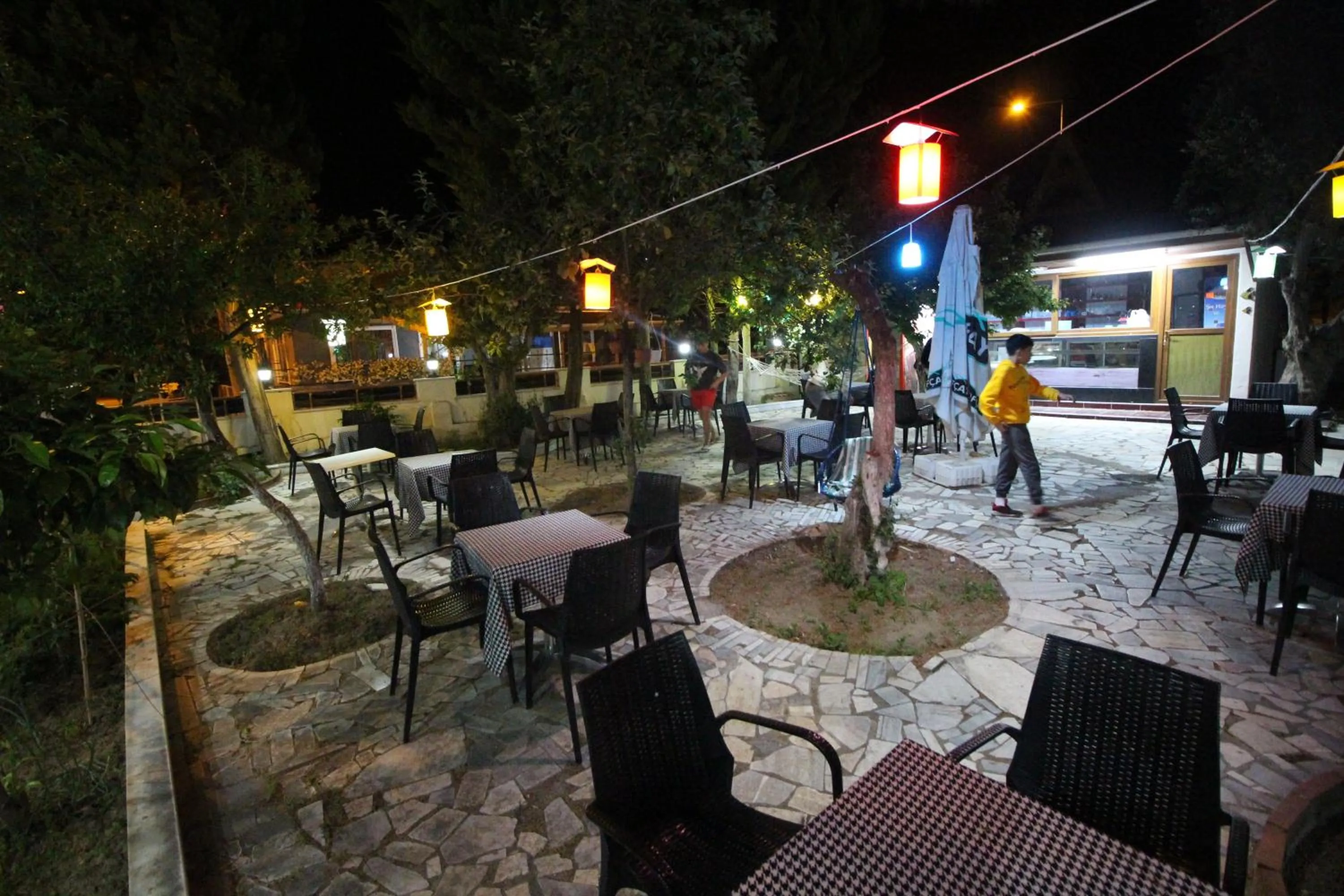 Property building in Avşar Apart Motel