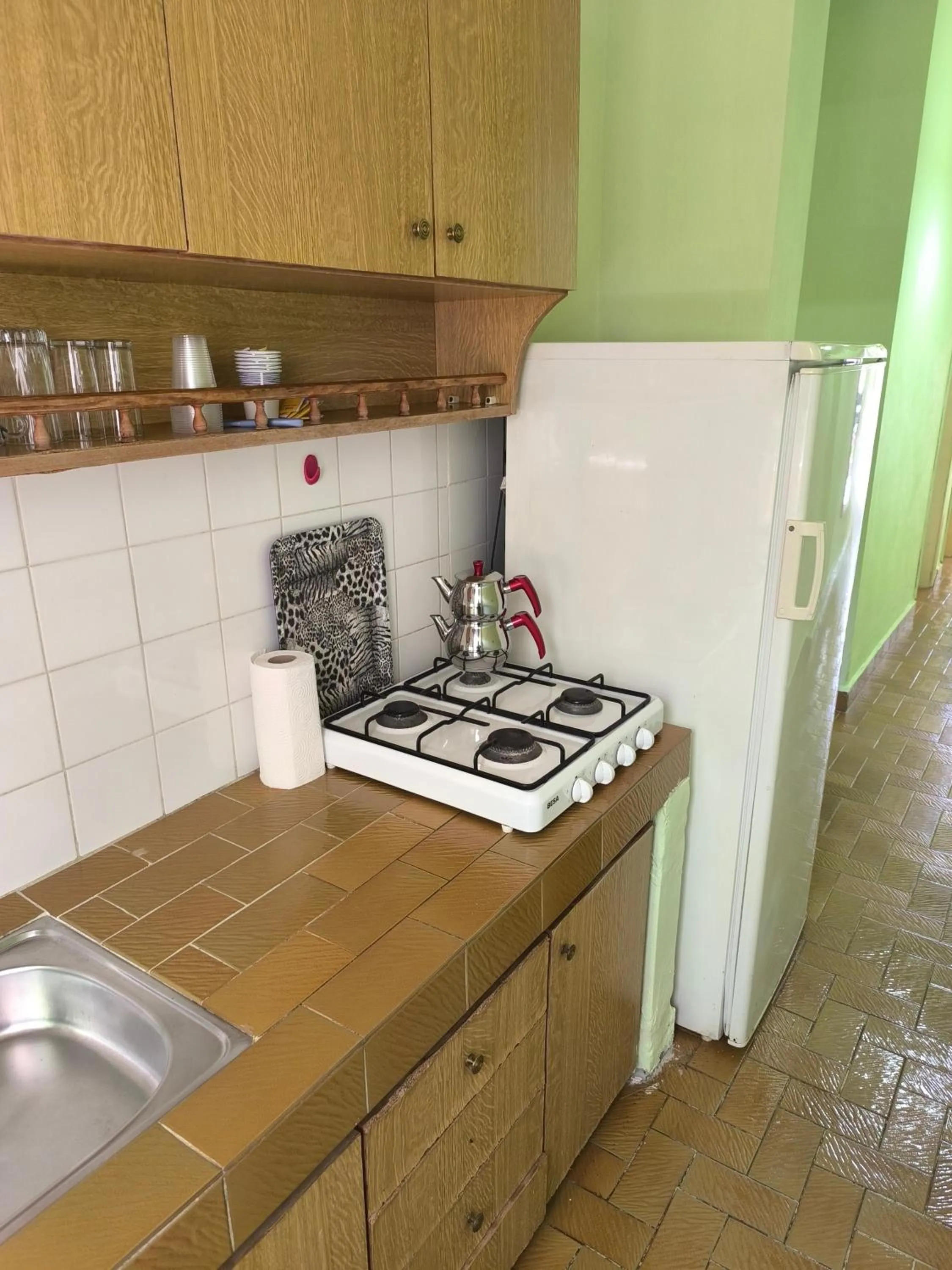 Kitchen or kitchenette in Avşar Apart Motel