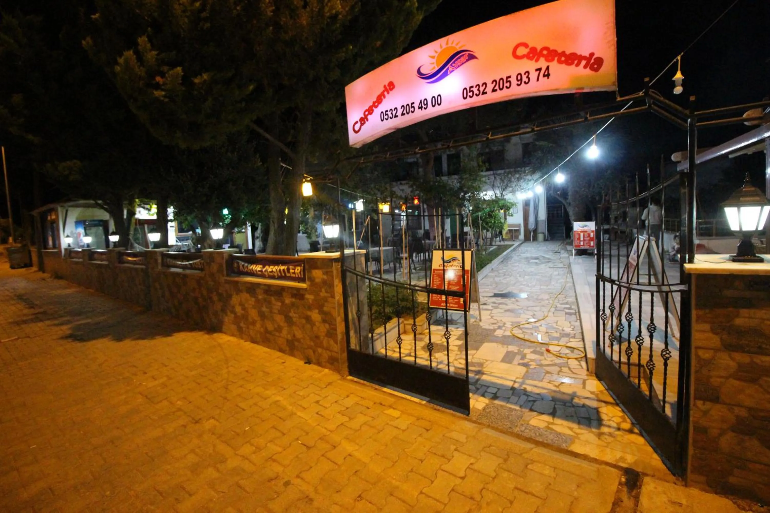 Property building in Avşar Apart Motel