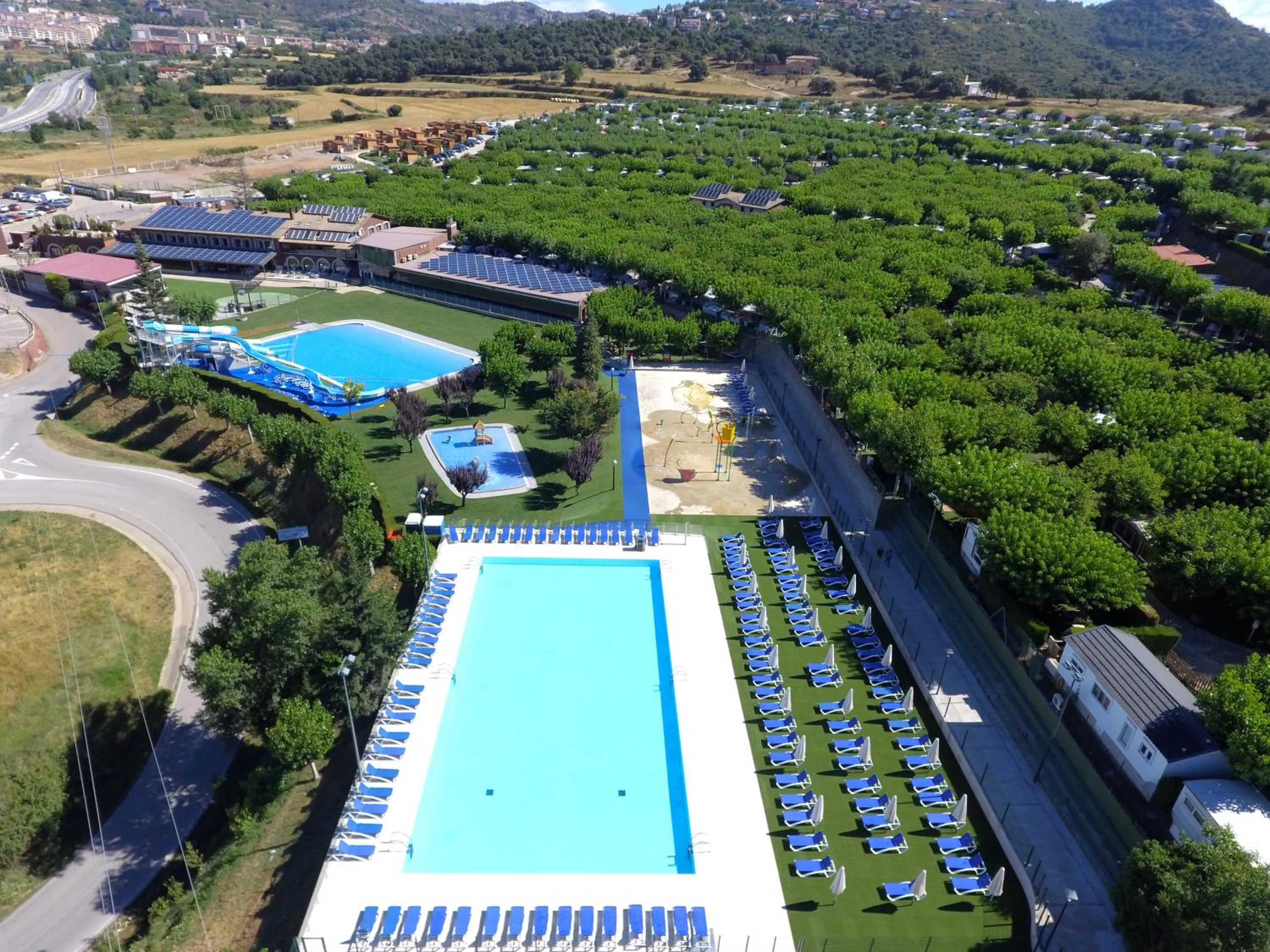 Swimming pool in Berga Resort