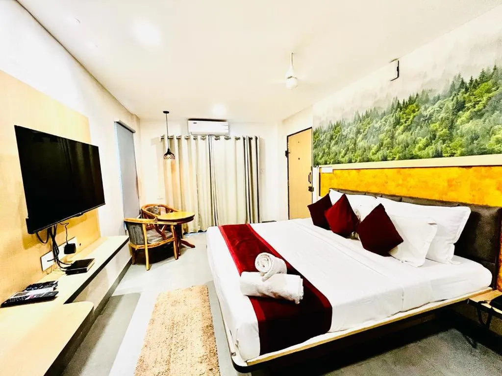 Bed in Hotel Lake View Airport zone