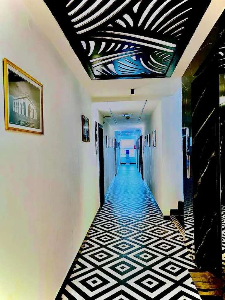 Property building in Hotel Lake View Airport zone