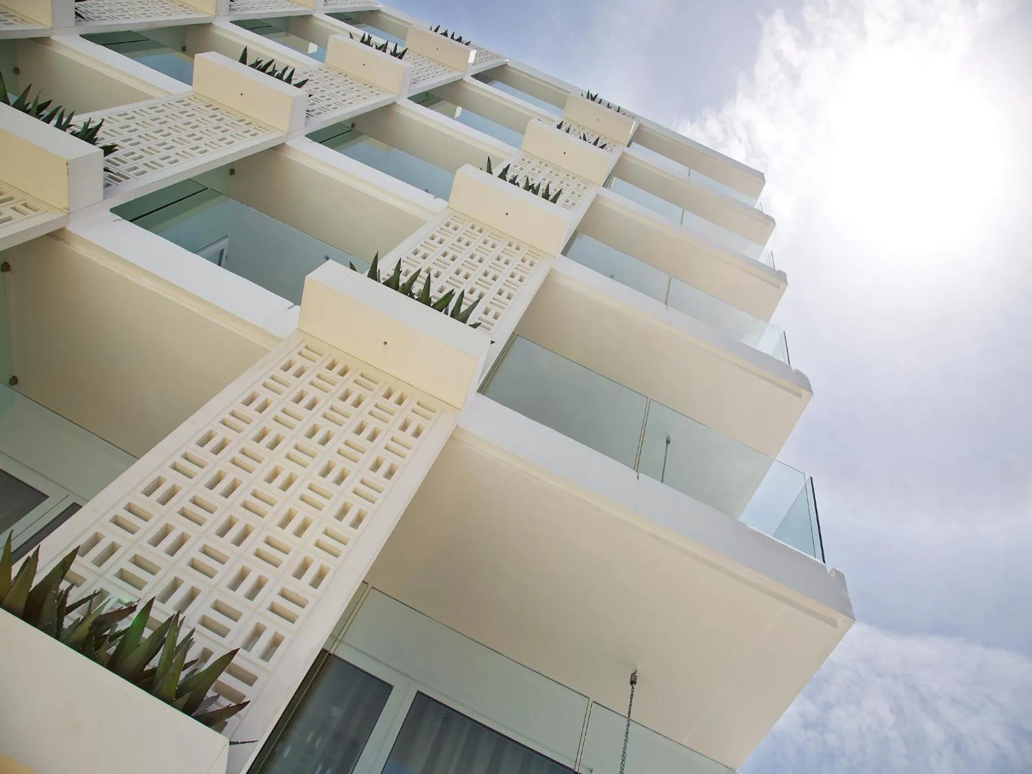 Facade/entrance in HM Balanguera Beach - Adults Only