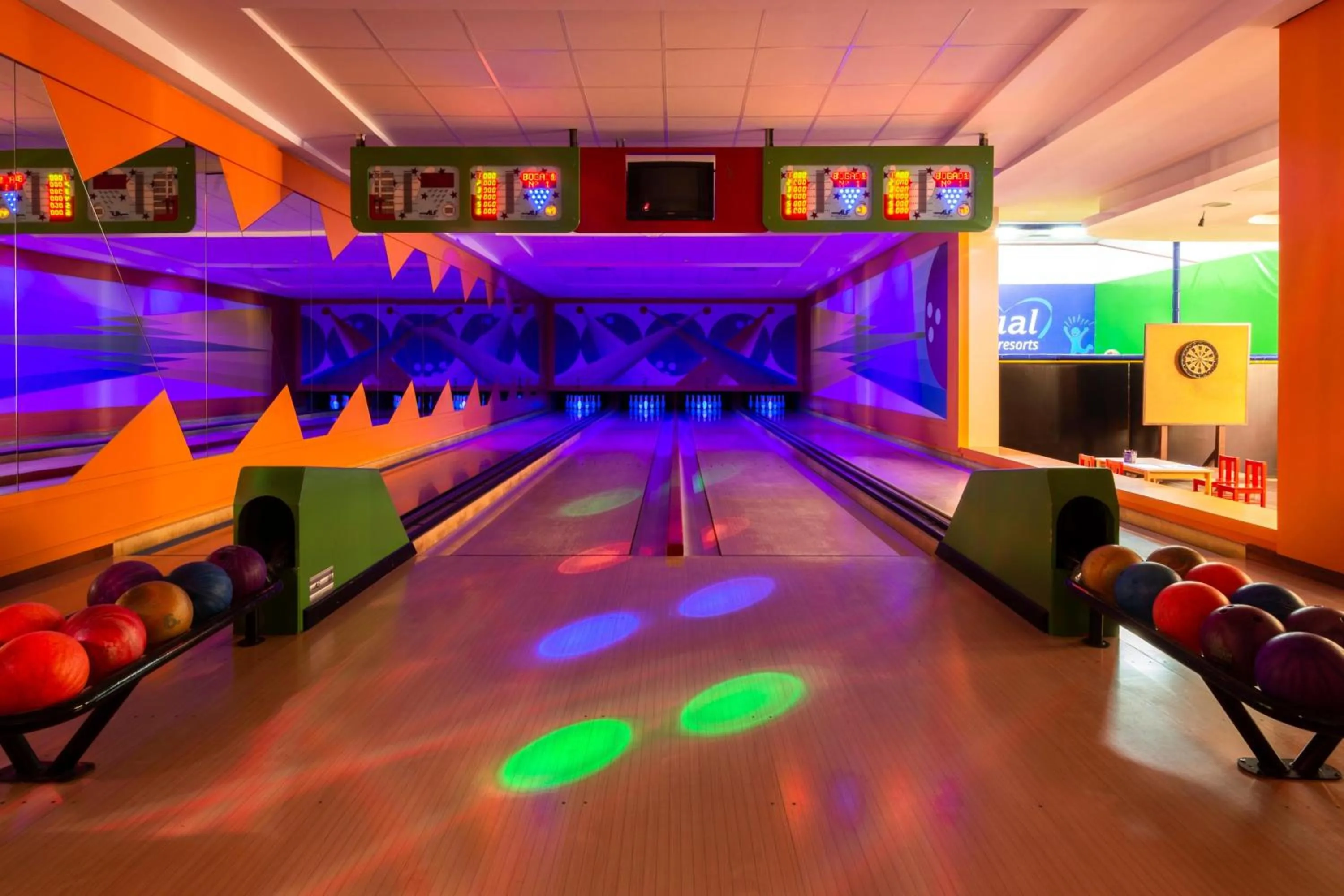 Bowling in Hotel Cordial Mogán Playa