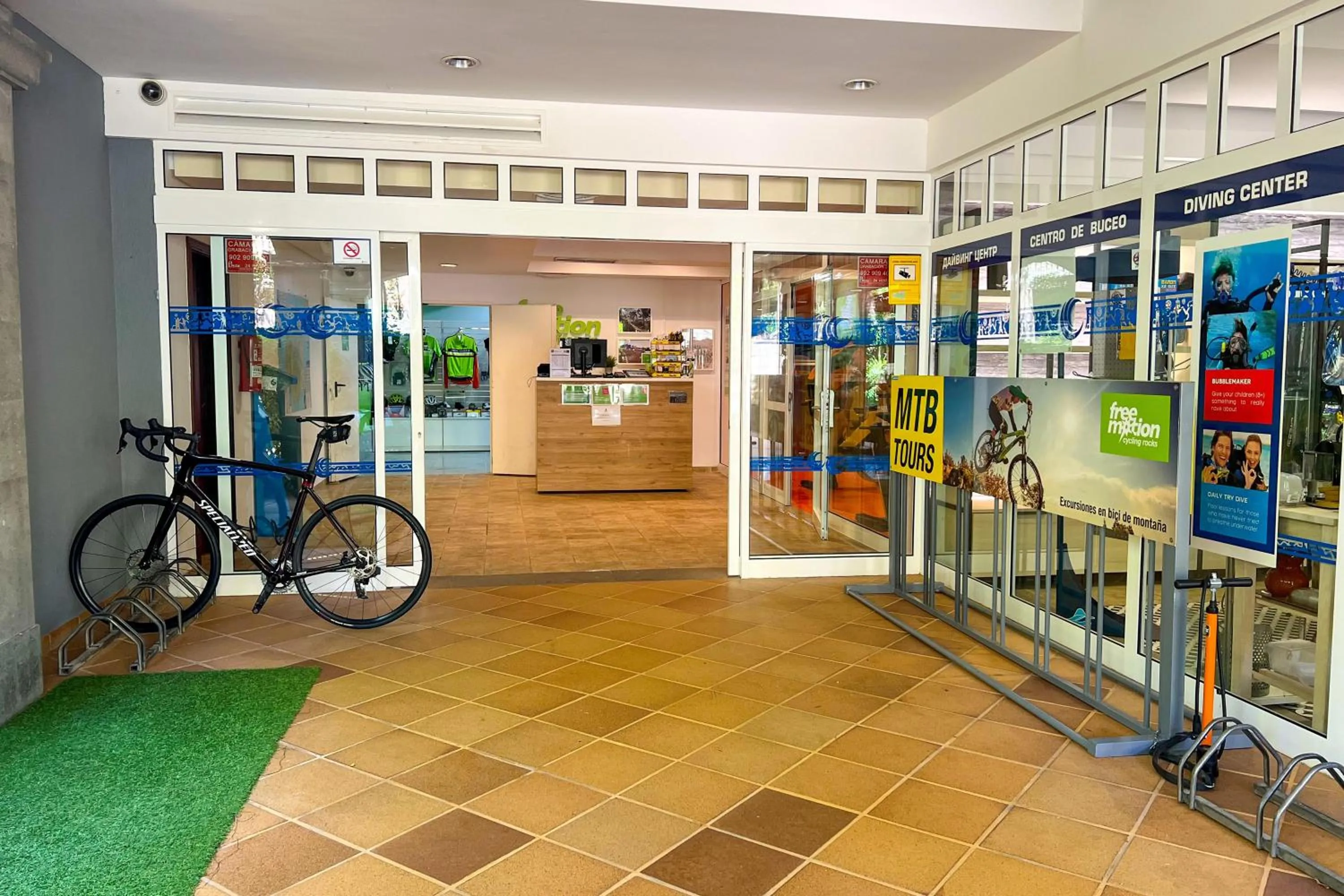 Cycling in Hotel Cordial Mogán Playa