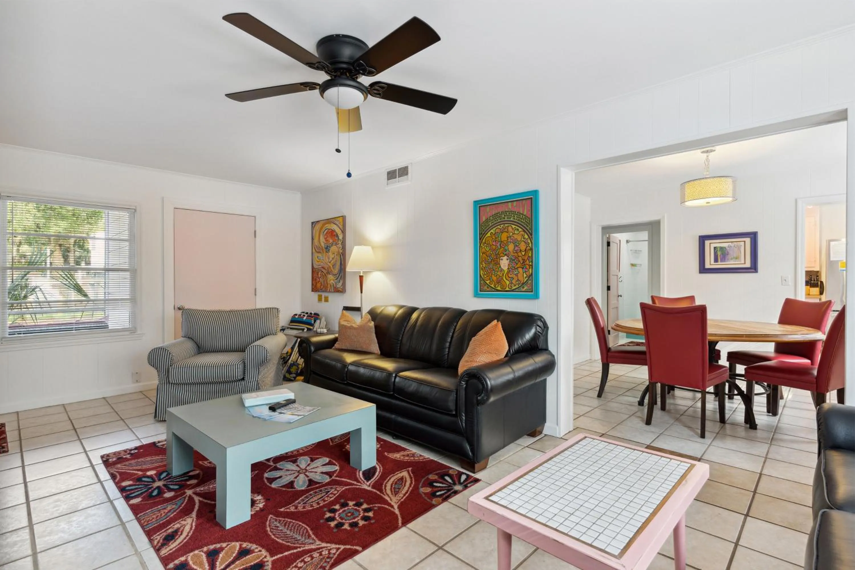 Folly Vacation Great Location, Vintage and Fun 120 Unit A