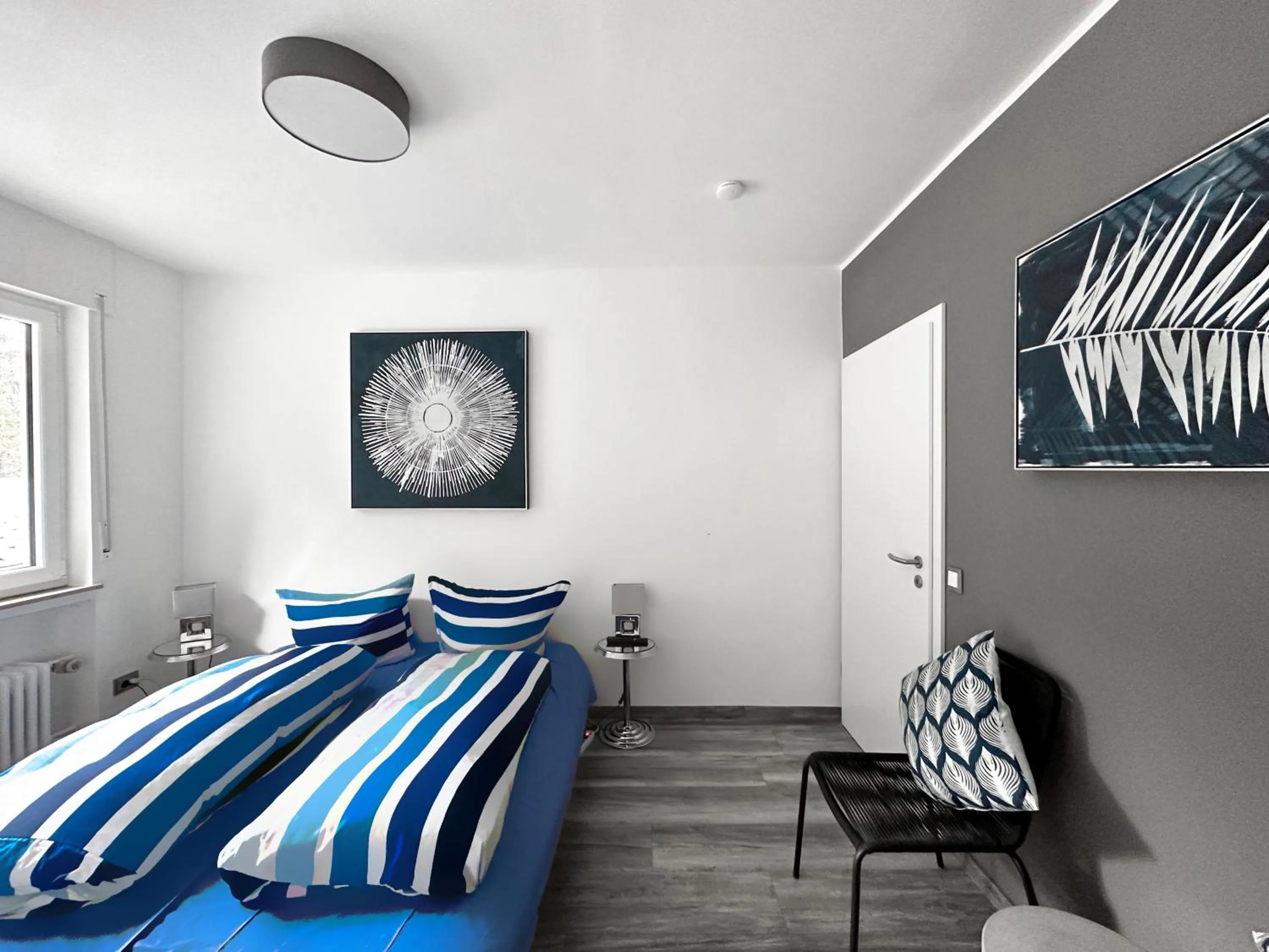 Photo of the whole room, Bed in Gästehotel Lucendi Premium Lounge