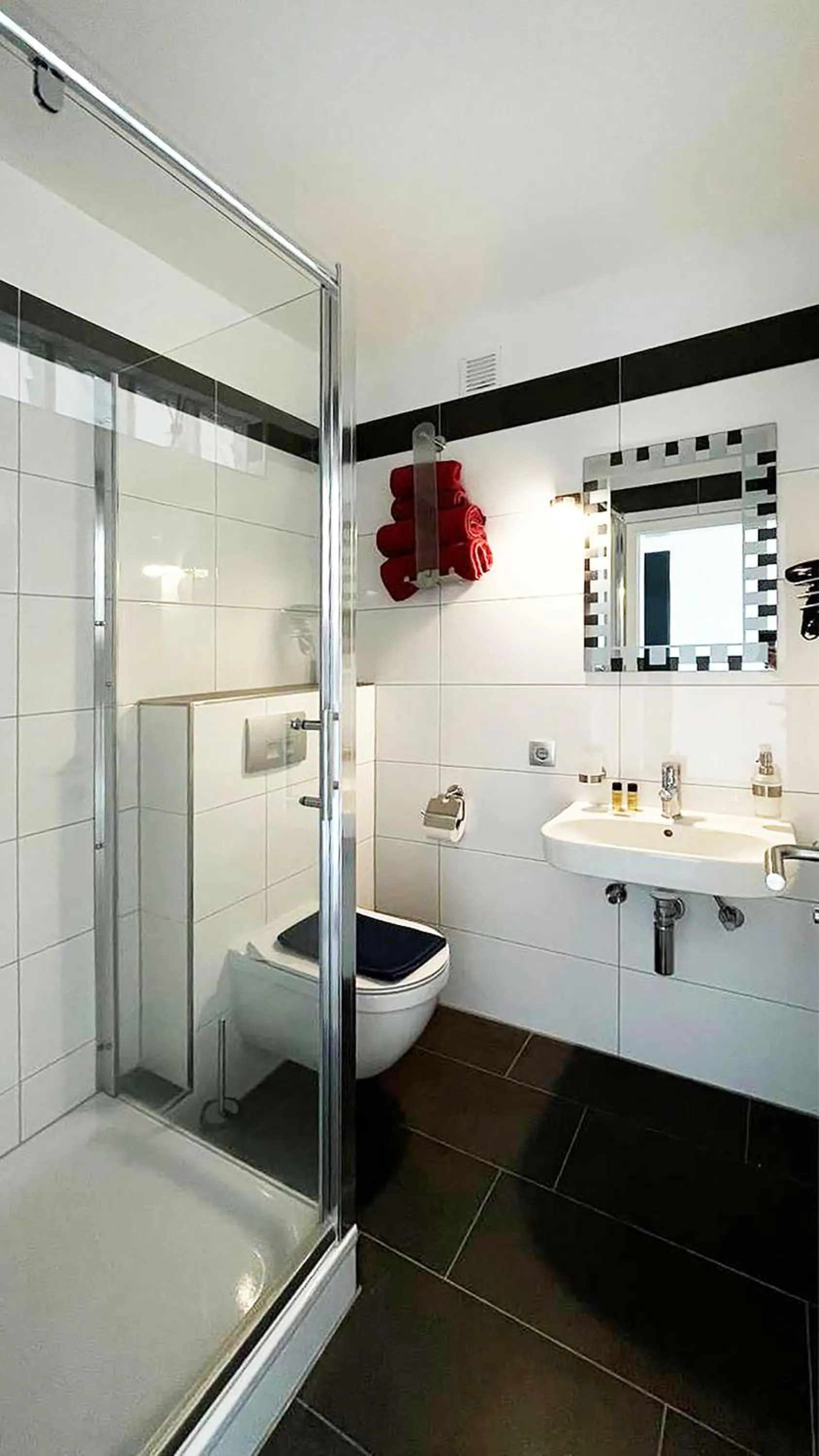 Shower in Gästehotel Lucendi Premium Lounge