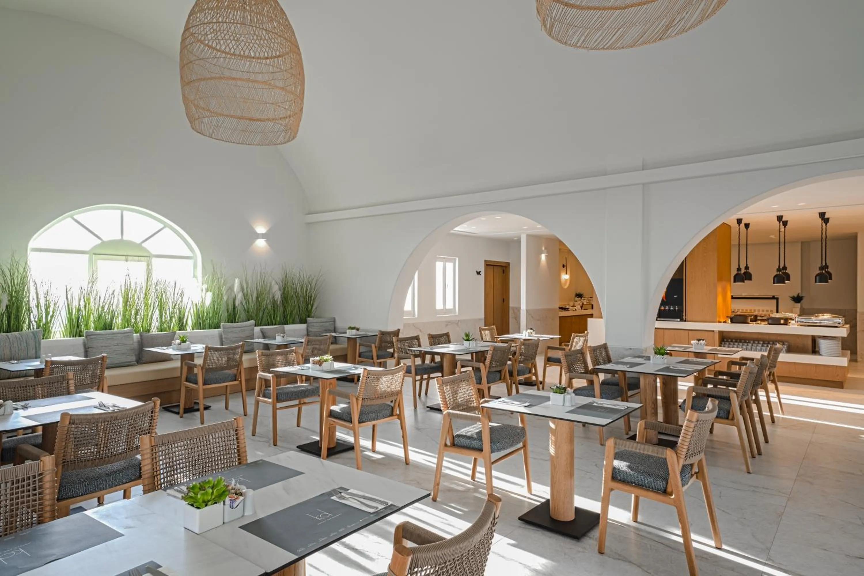 Restaurant/places to eat in El Greco Resort & Spa