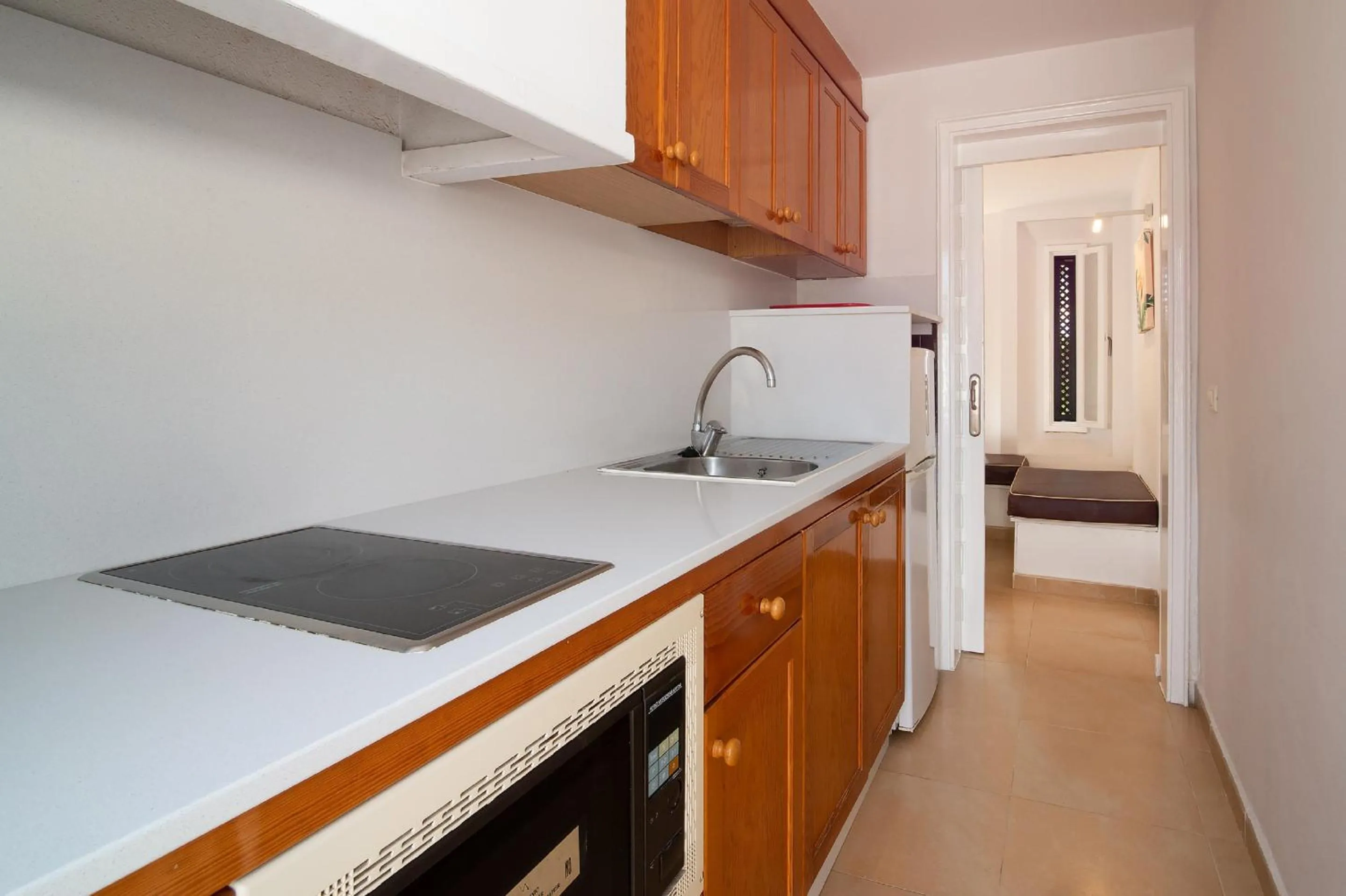 Coffee/tea facilities in Bungalows Cordial Biarritz